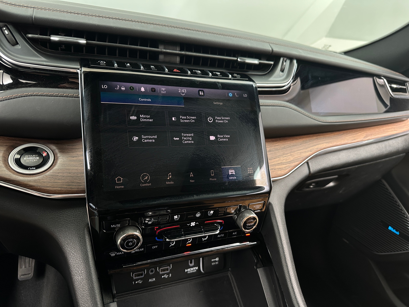 Thumbnail: 2023 Jeep Grand Cherokee - 3