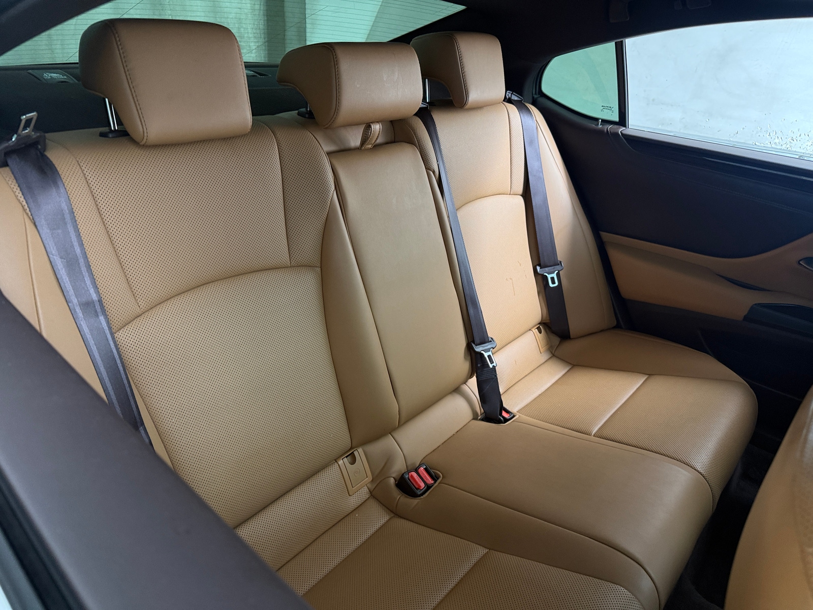 Thumbnail: 2020 Lexus ES - 5