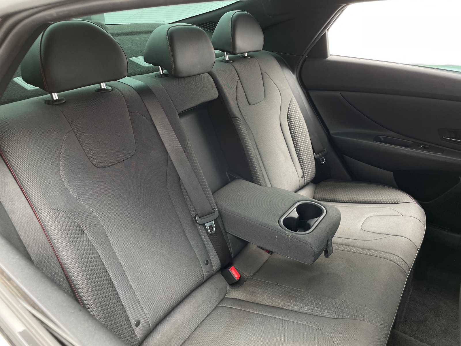 Thumbnail: 2022 Hyundai Elantra - 6