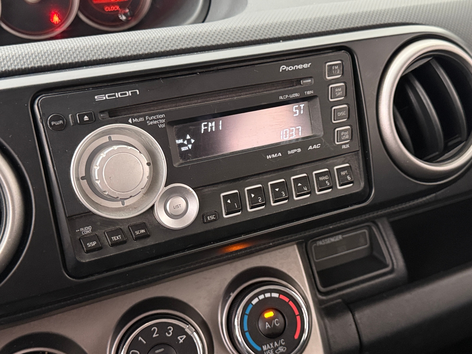Thumbnail: 2014 Scion xB - 4
