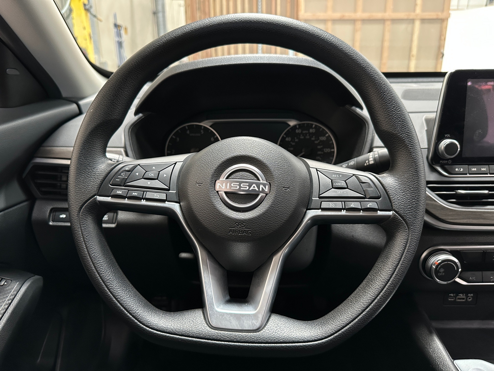 Thumbnail: 2025 Nissan Altima - 5