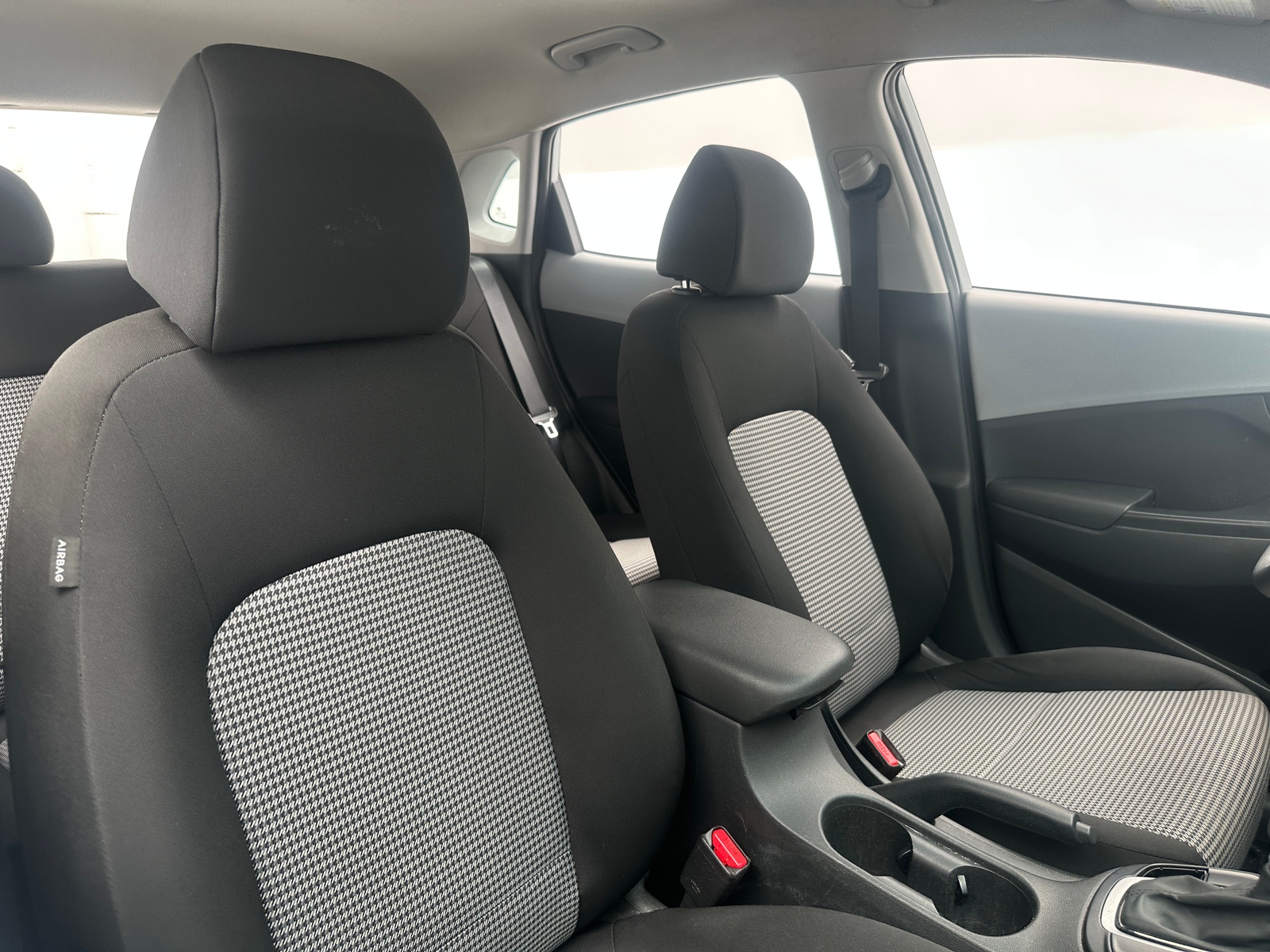 Thumbnail: 2019 Hyundai Kona - 2
