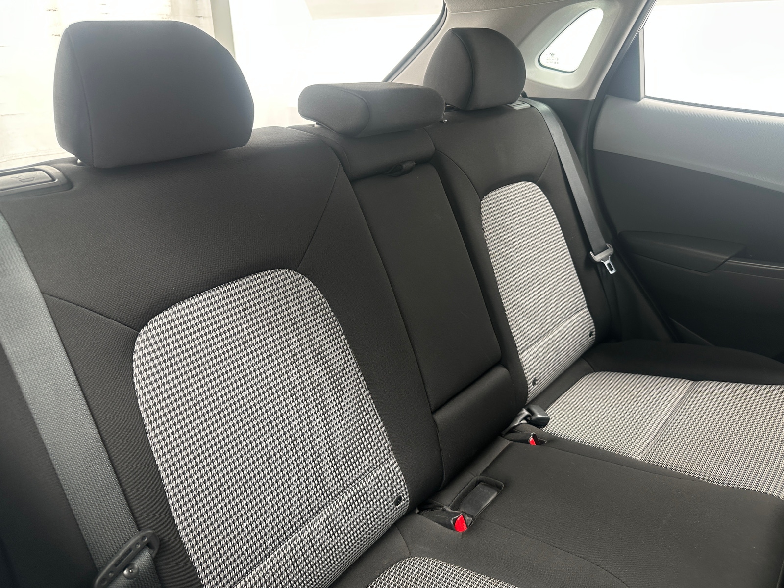 Thumbnail: 2019 Hyundai Kona - 6