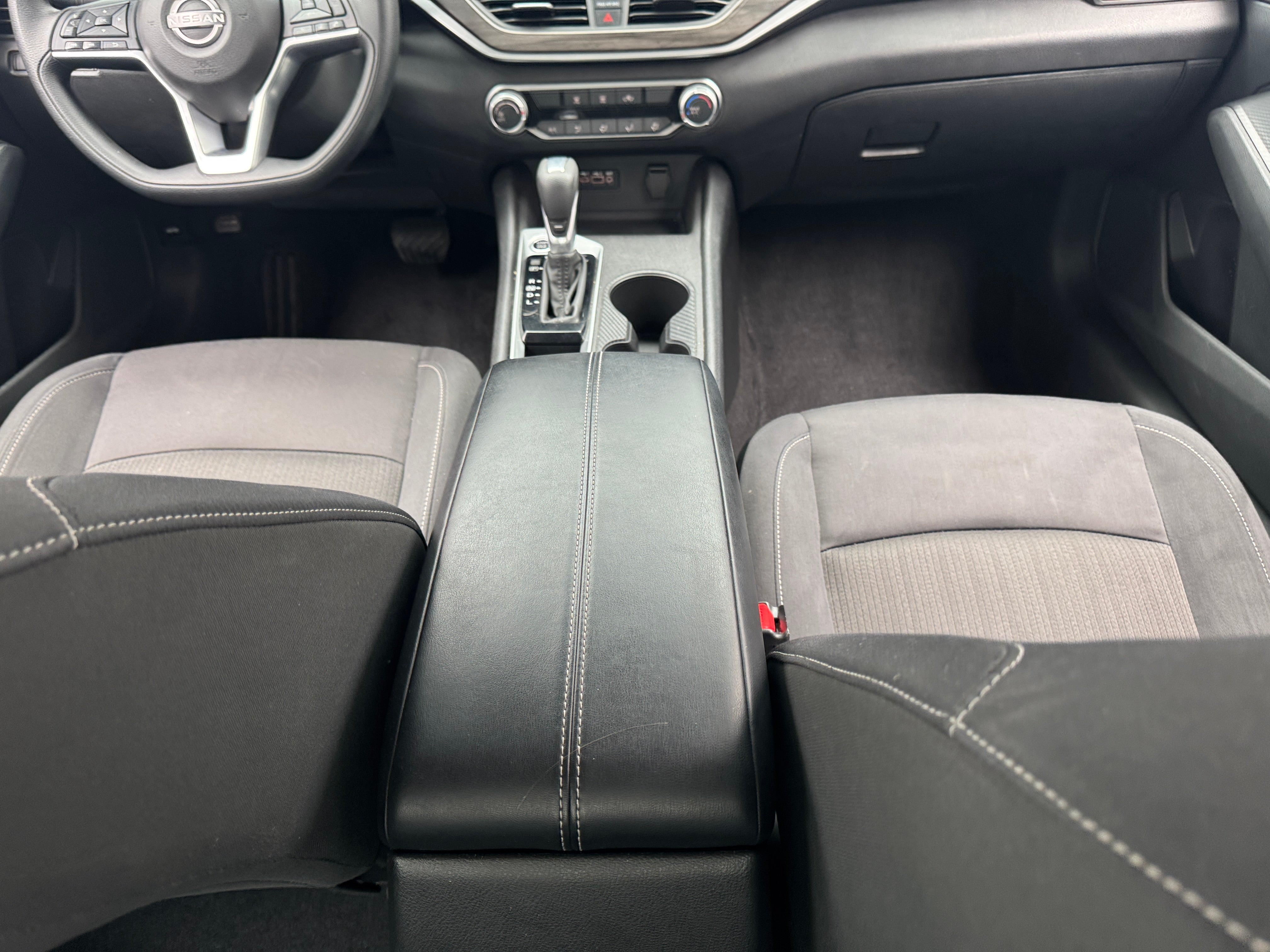 2025 Nissan Altima SV - Photo 12