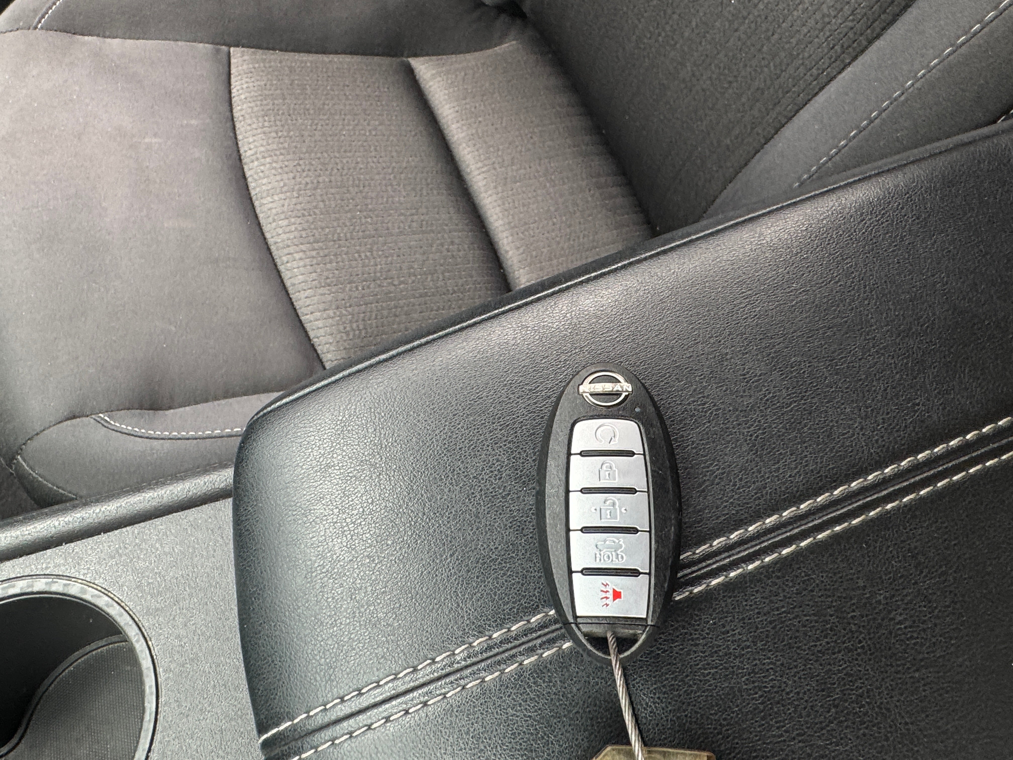 2025 Nissan Altima SV - Photo 5