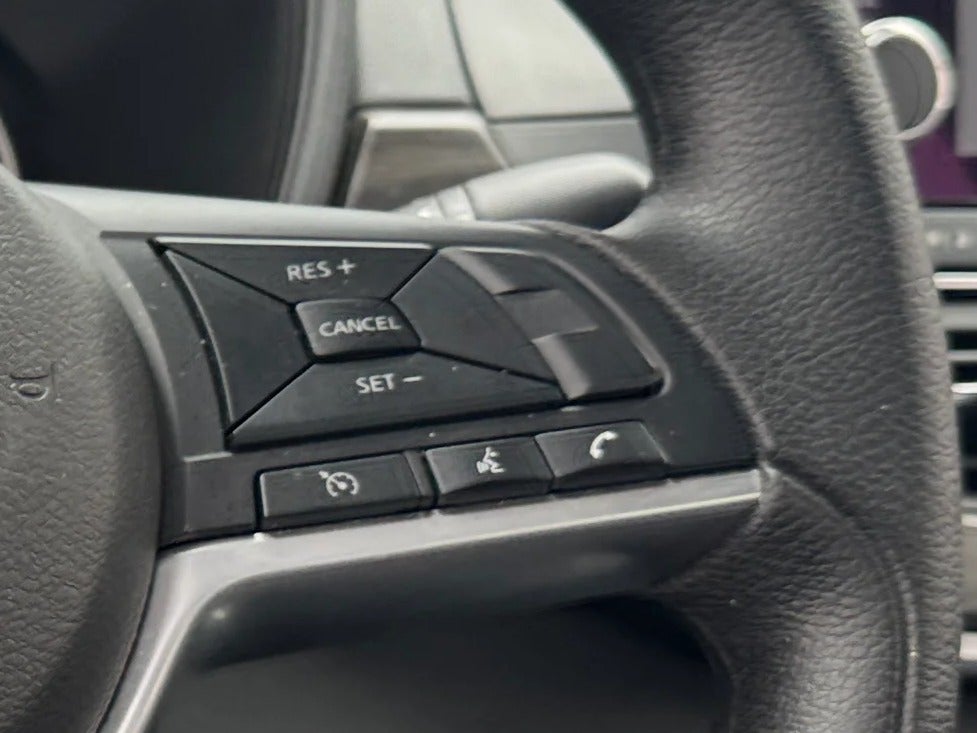 2025 Nissan Altima SV - Photo 15