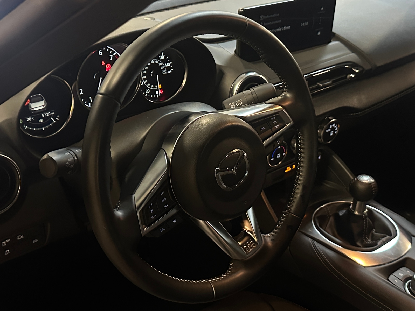 Thumbnail: 2024 Mazda MX-5 Miata - 4