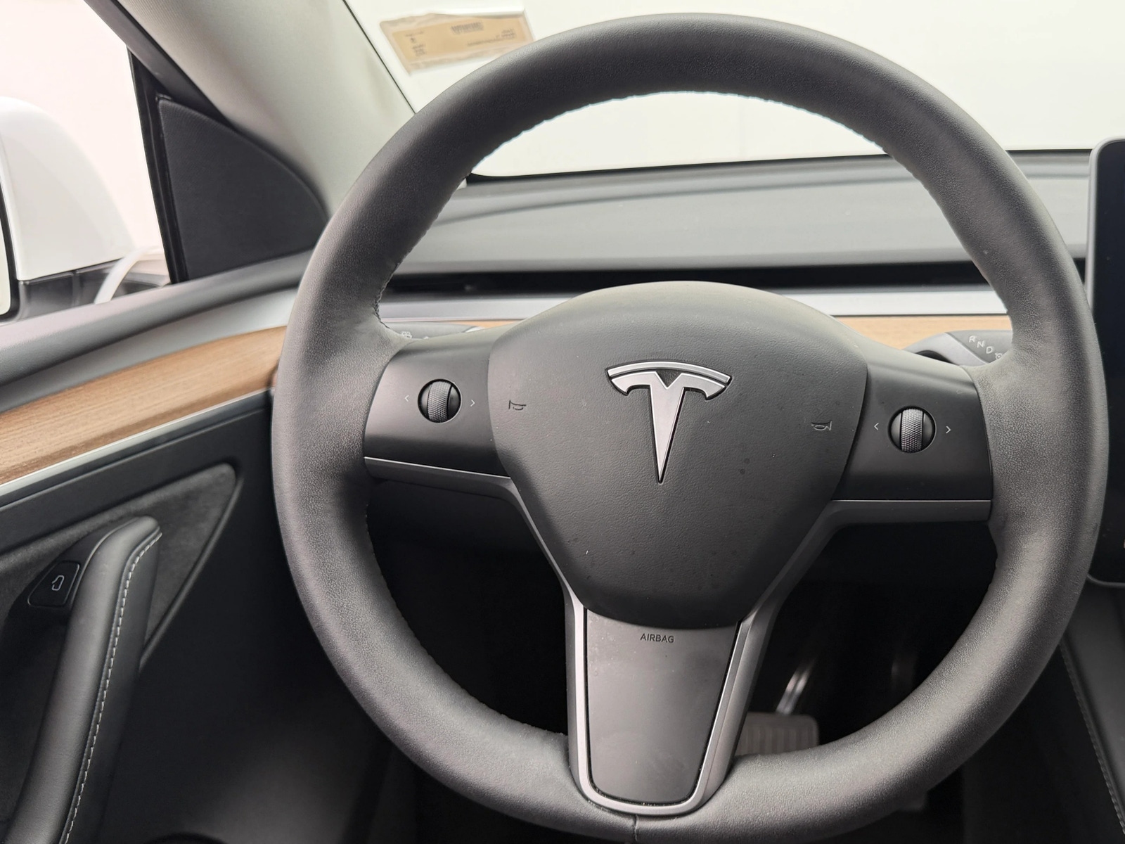 Thumbnail: 2023 Tesla Model Y - 3