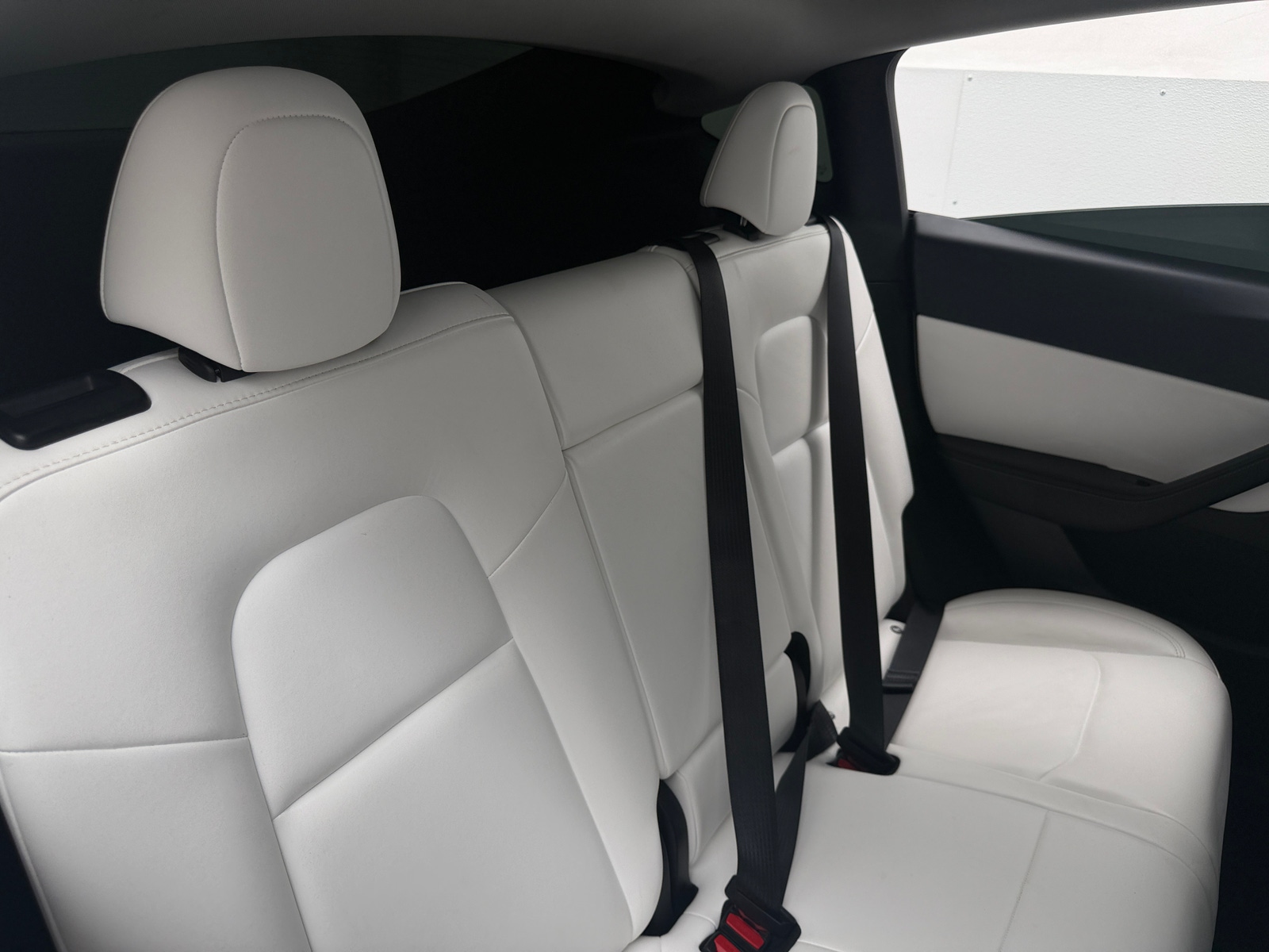 Thumbnail: 2022 Tesla Model Y - 5