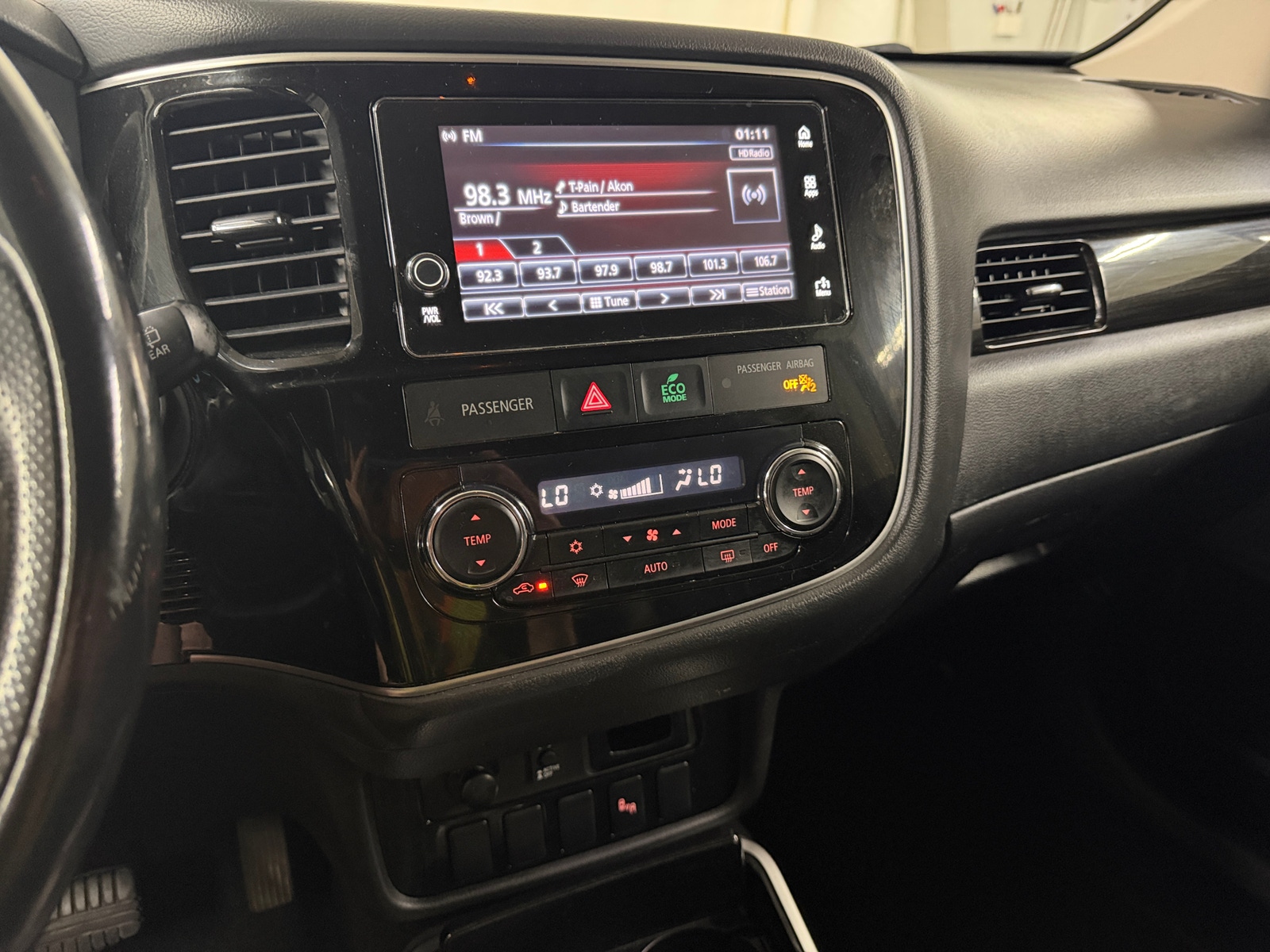 Thumbnail: 2018 Mitsubishi Outlander - 3