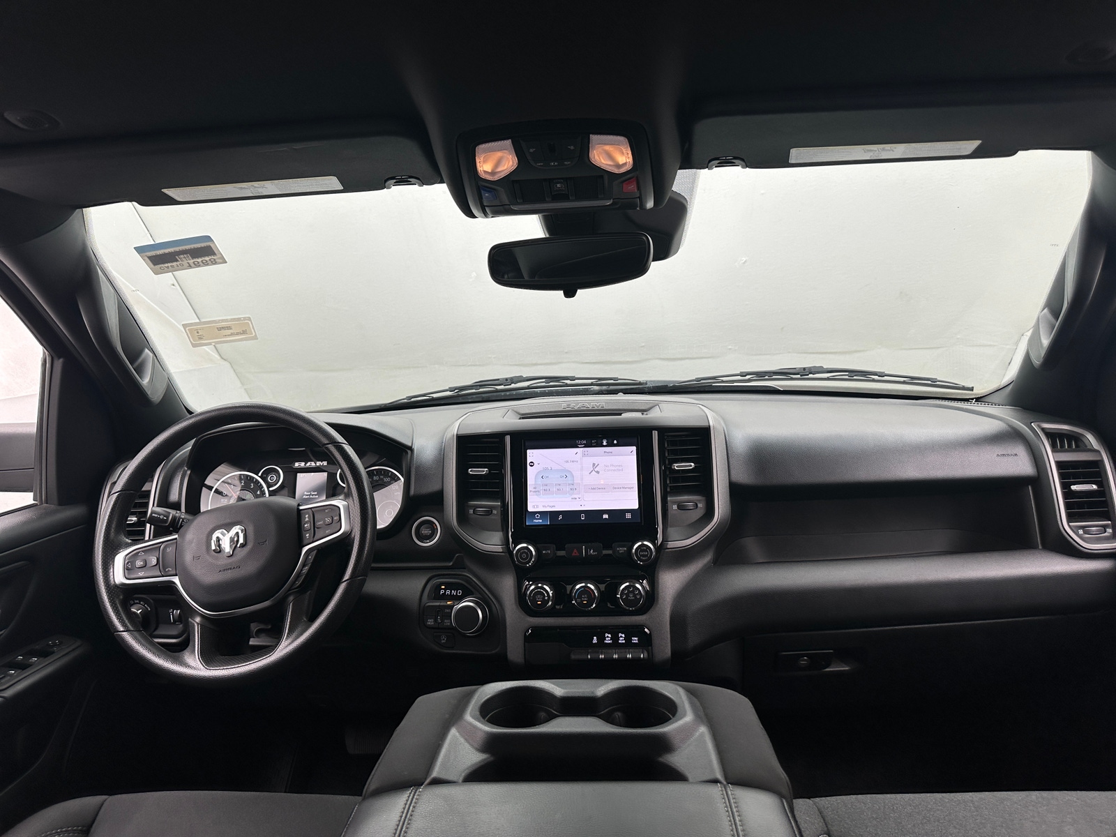 Thumbnail: 2025 RAM 1500 - 3