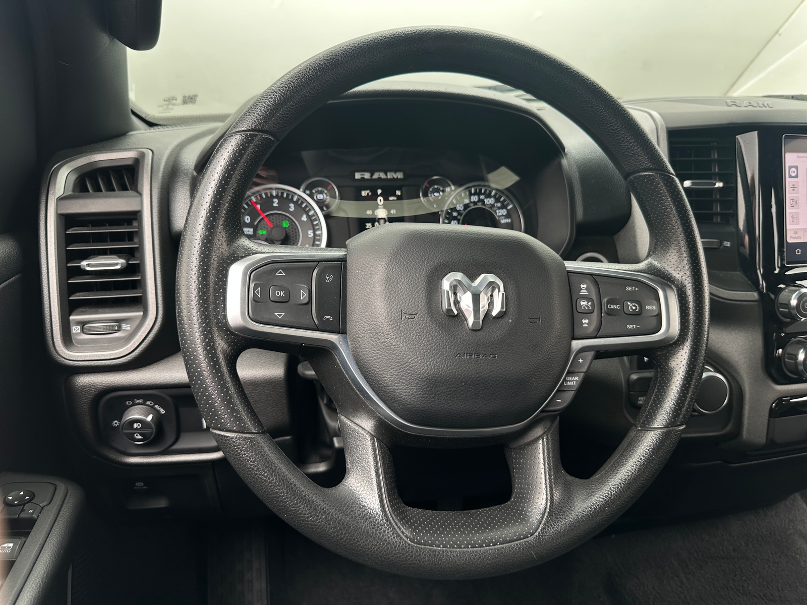 Thumbnail: 2025 RAM 1500 - 5