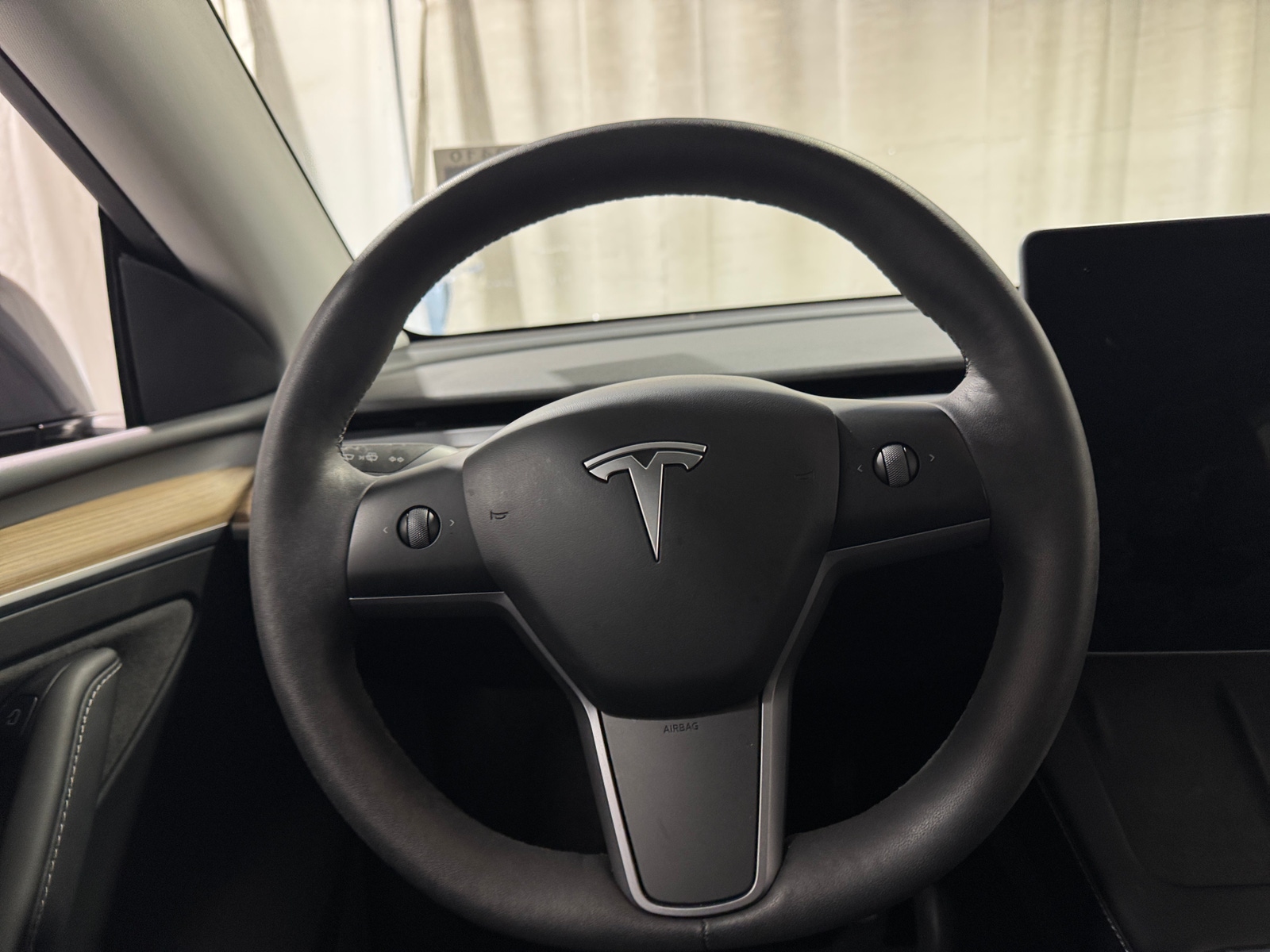 Thumbnail: 2022 Tesla Model Y - 4