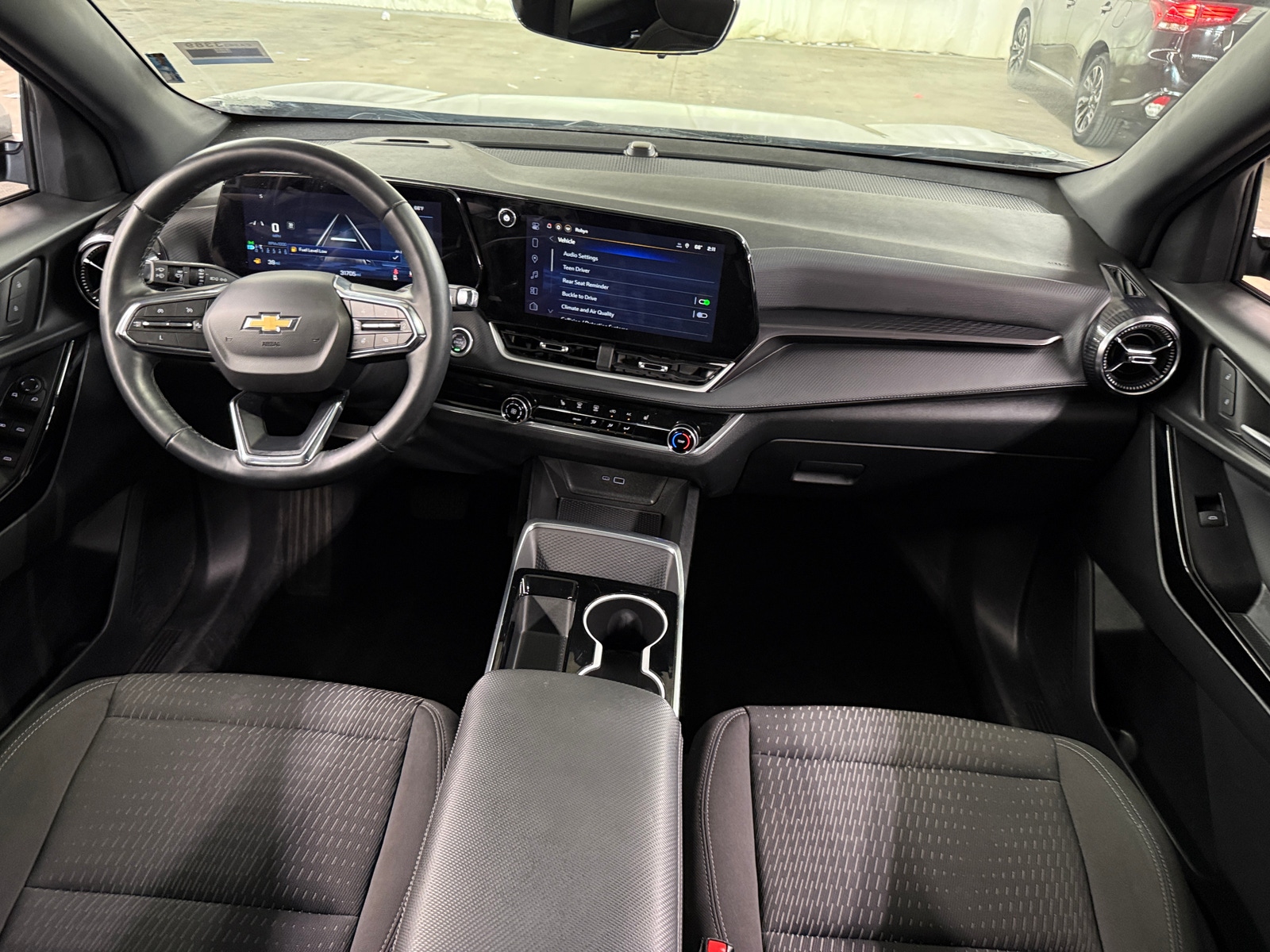 Thumbnail: 2025 Chevrolet Equinox - 3