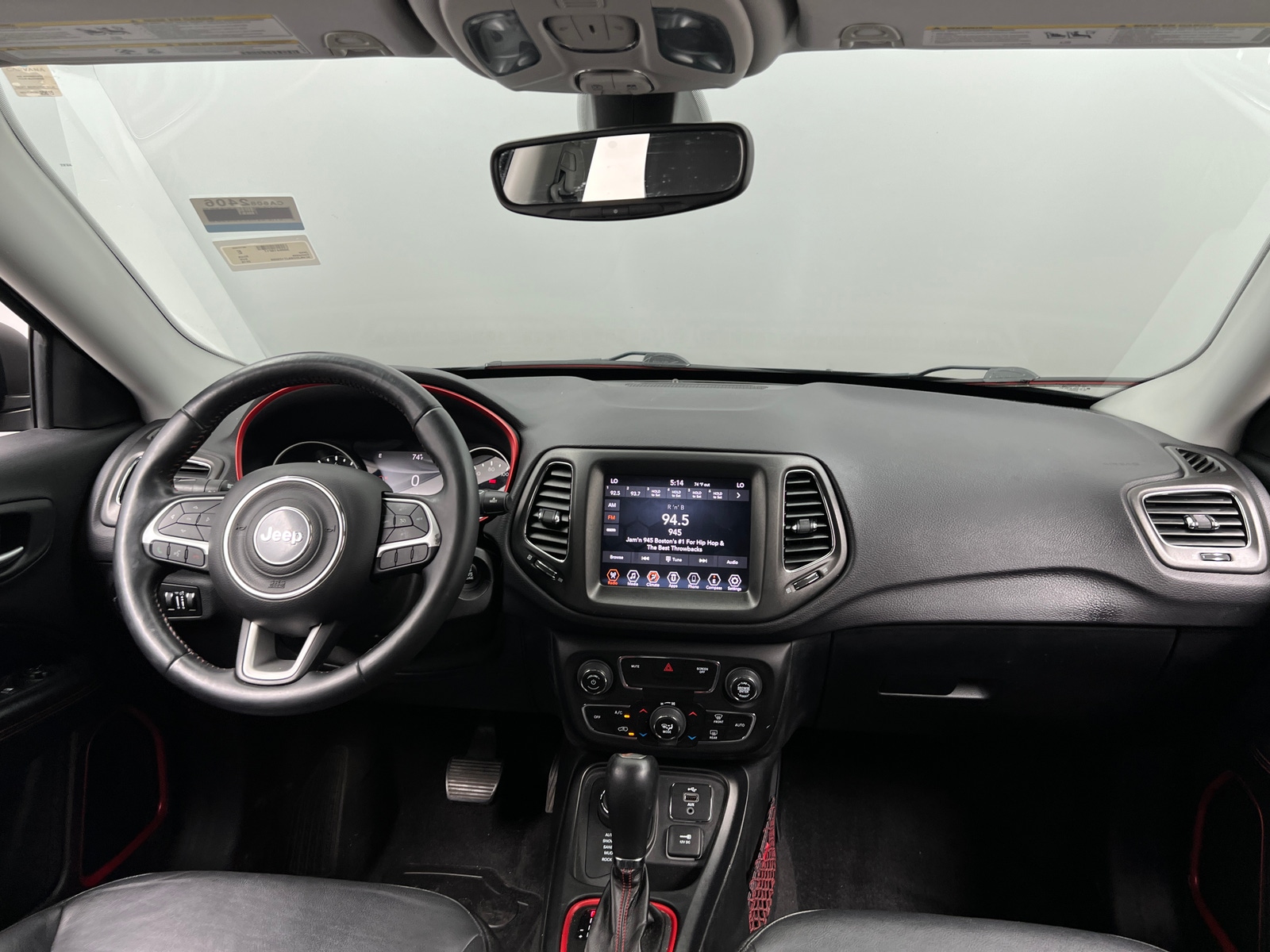 Thumbnail: 2018 Jeep Compass - 3