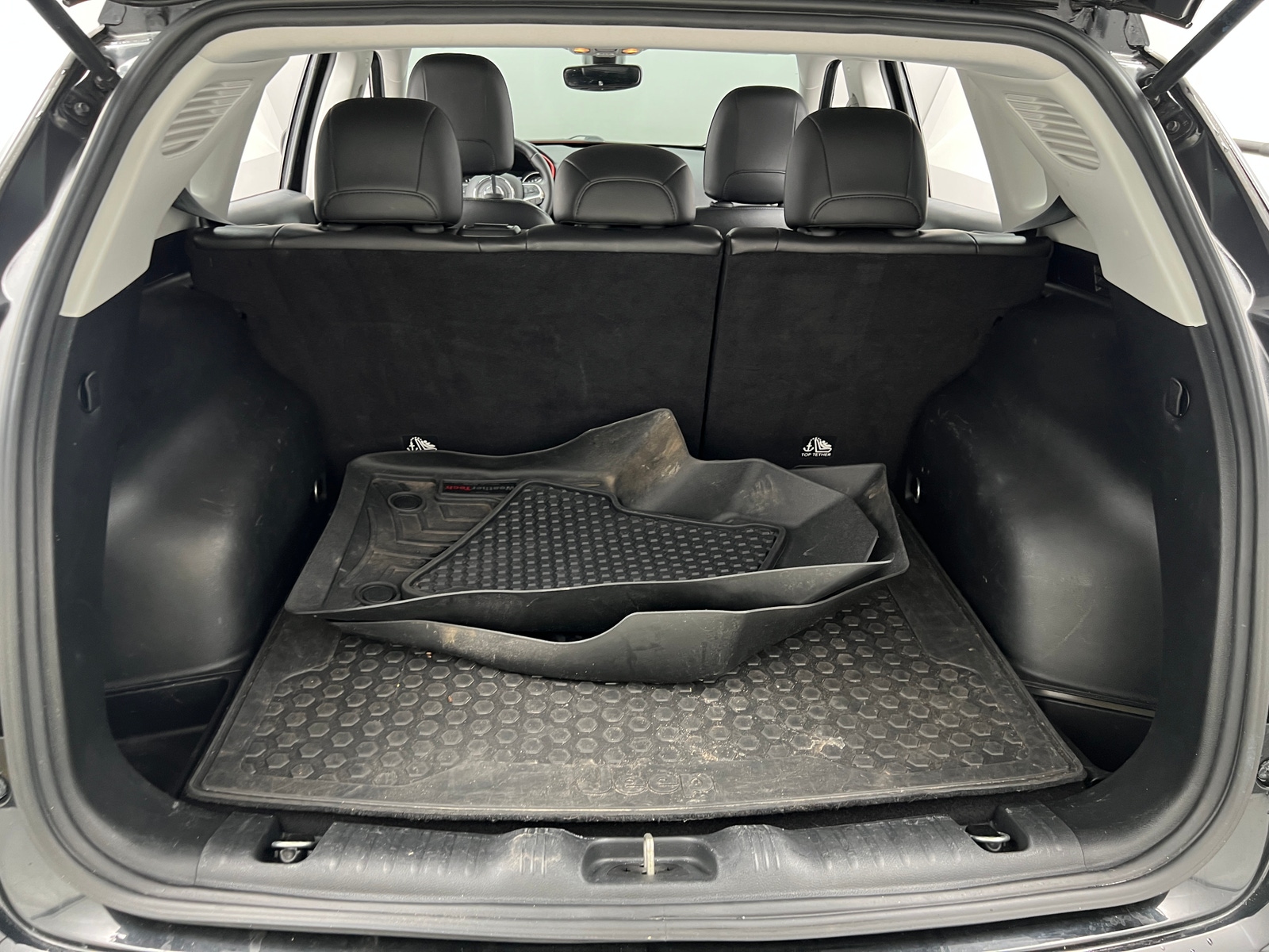 Thumbnail: 2018 Jeep Compass - 7