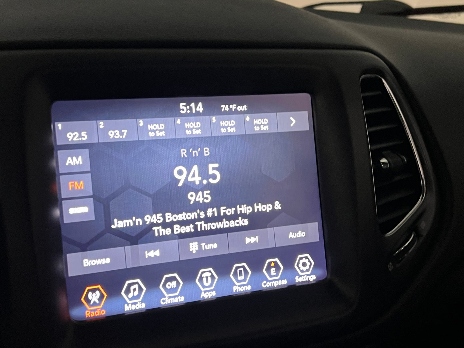 Thumbnail: 2018 Jeep Compass - 4