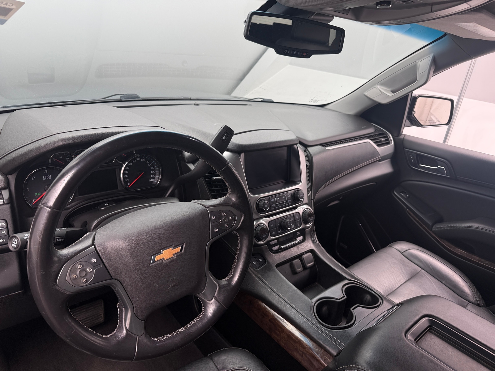 Thumbnail: 2019 Chevrolet Tahoe - 2