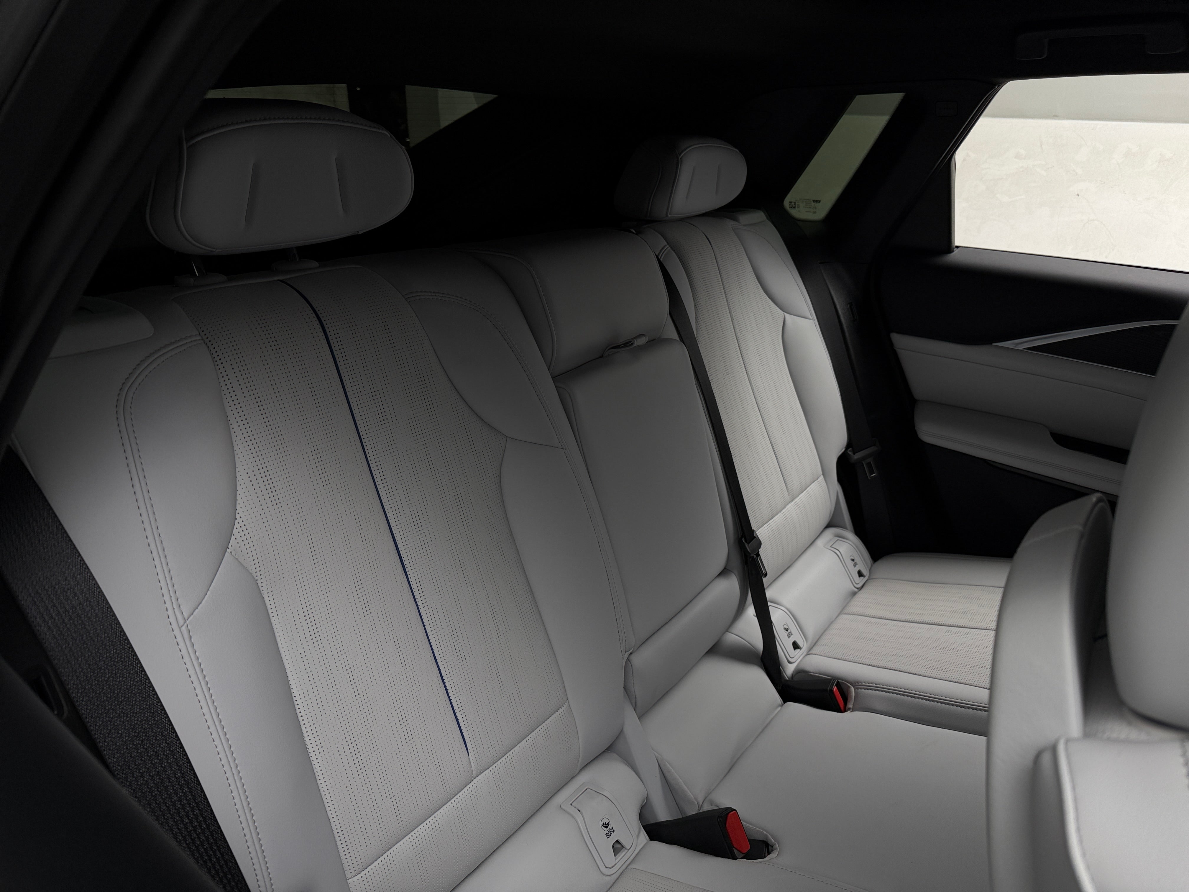 Used 2024 Cadillac LYRIQ Sport 1 with VIN 1GYKPTRL2RZ132036 for sale in Auburn, WA