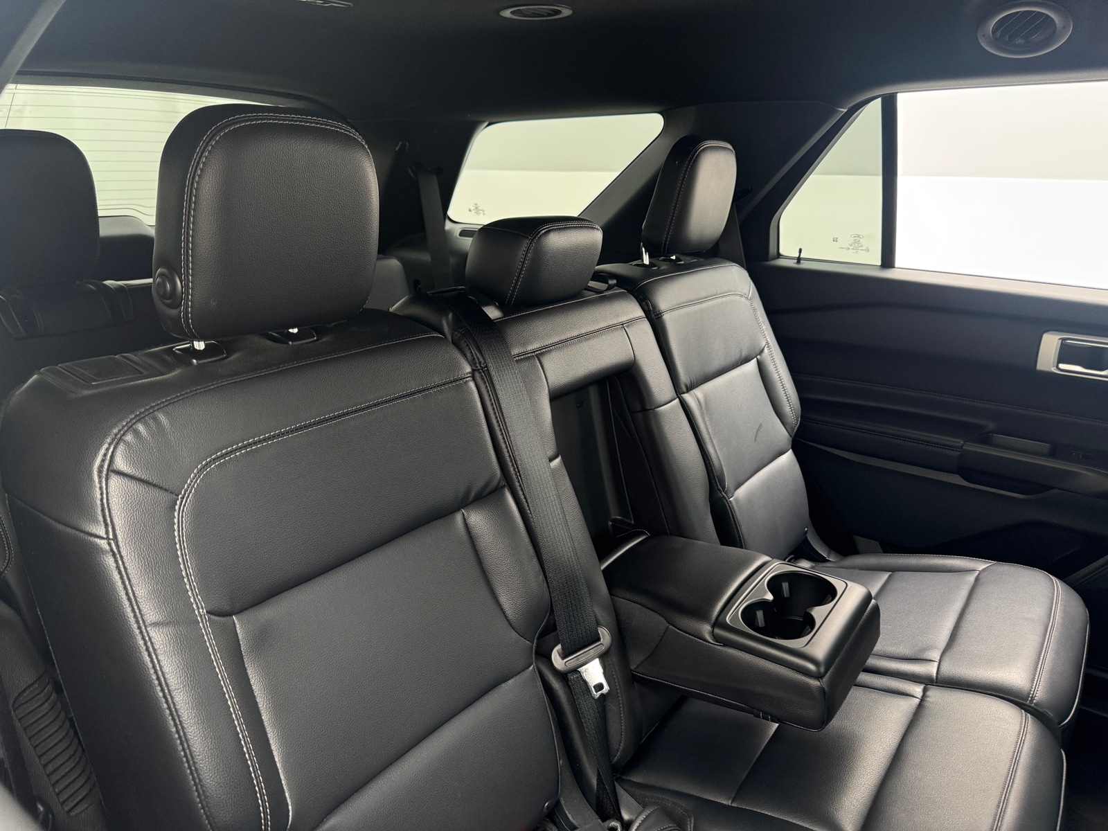 Thumbnail: 2020 Ford Explorer - 5