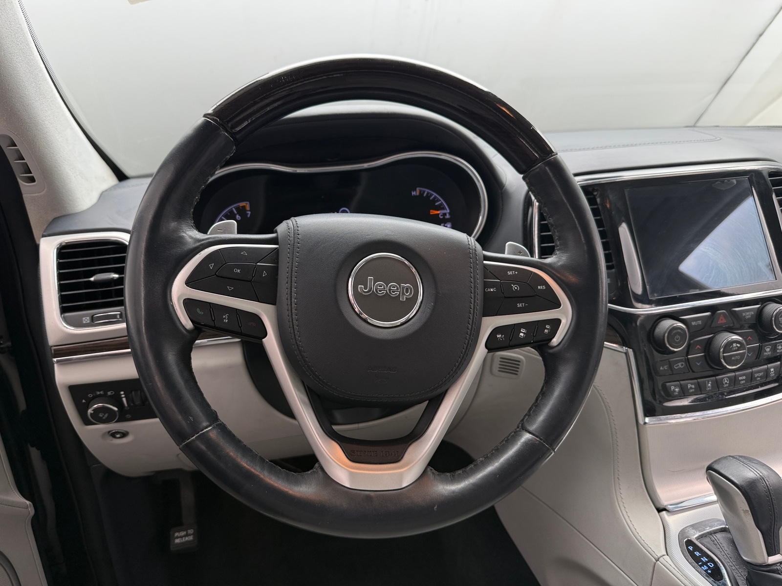 Thumbnail: 2020 Jeep Grand Cherokee - 4
