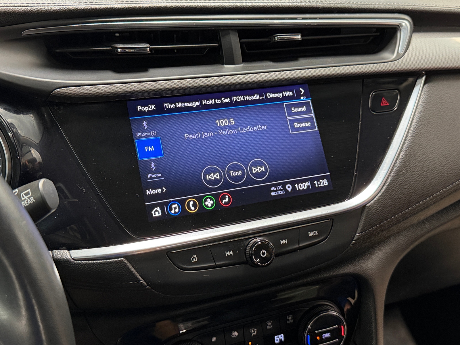 Thumbnail: 2021 Buick Encore GX - 3