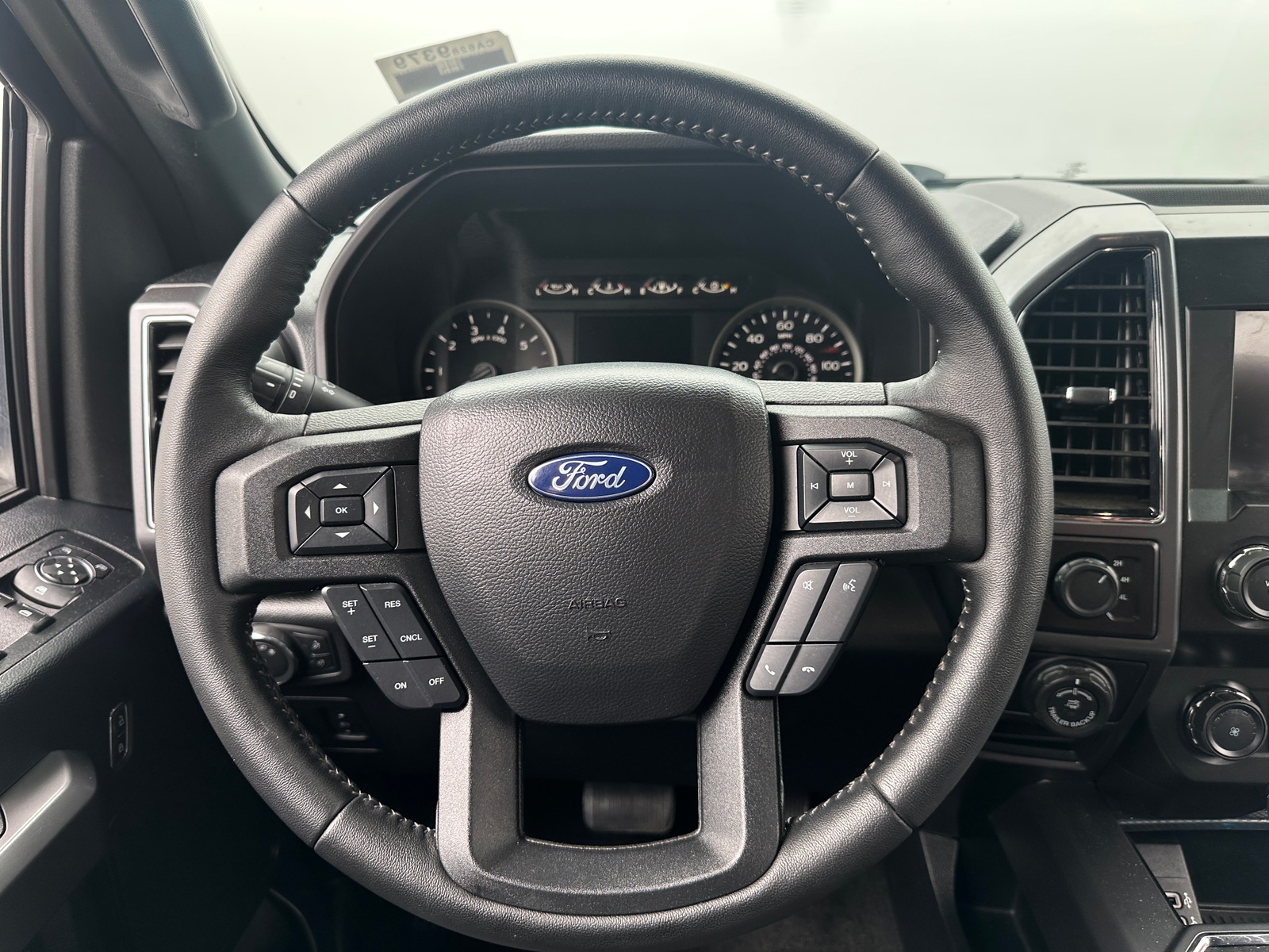 Thumbnail: 2019 Ford Econoline - 5