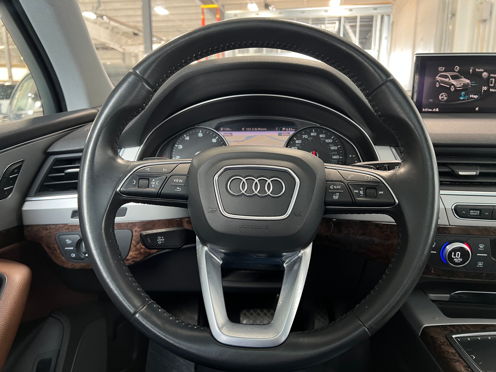 Thumbnail: 2019 Audi Q7 - 4