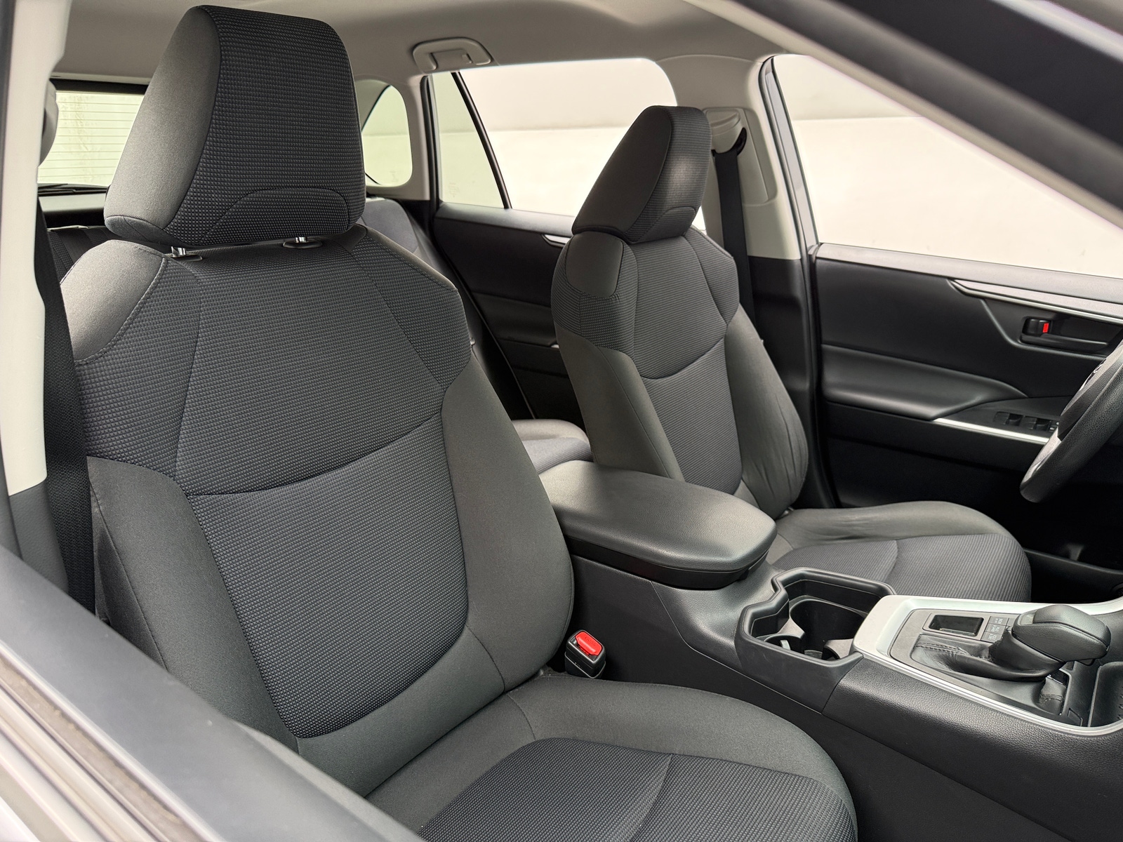 Thumbnail: 2020 Toyota RAV4 - 2