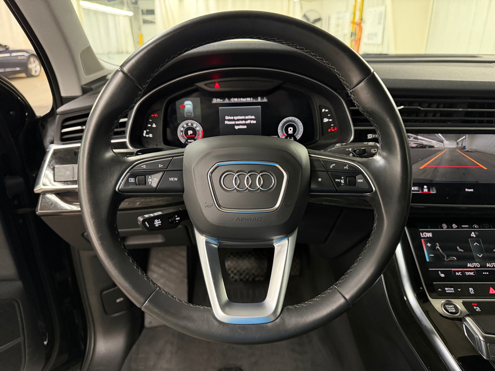 Thumbnail: 2022 Audi Q7 - 4