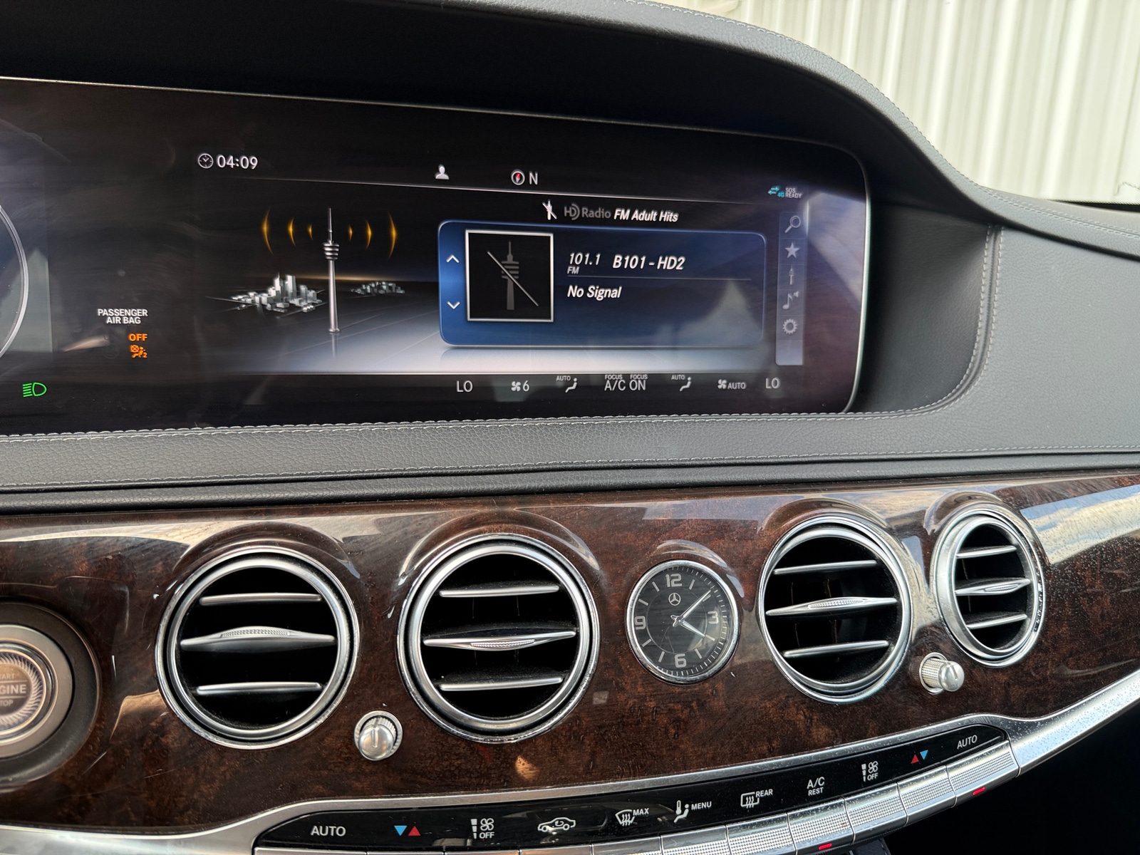 Thumbnail: 2019 Mercedes-Benz S-Class - 3