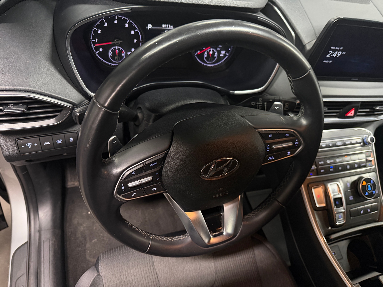 Thumbnail: 2023 Hyundai Santa Fe - 5