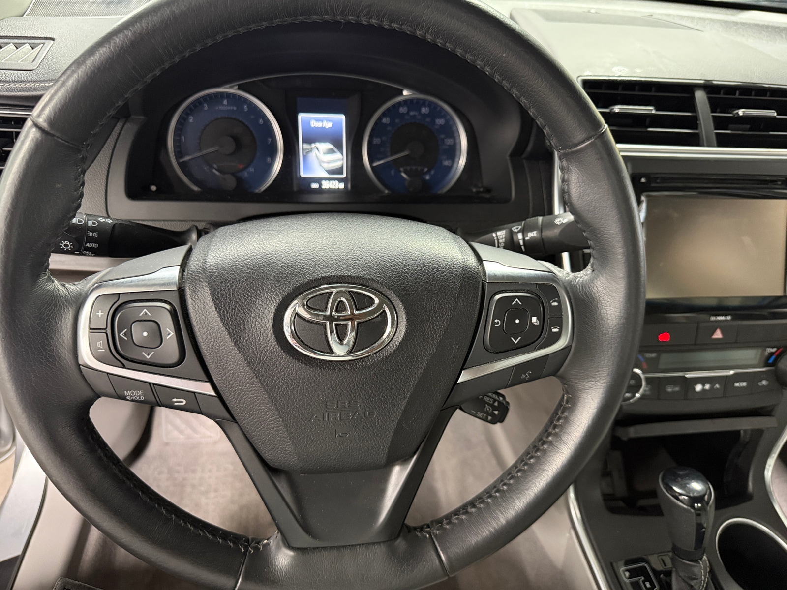 Thumbnail: 2017 Toyota Camry - 4