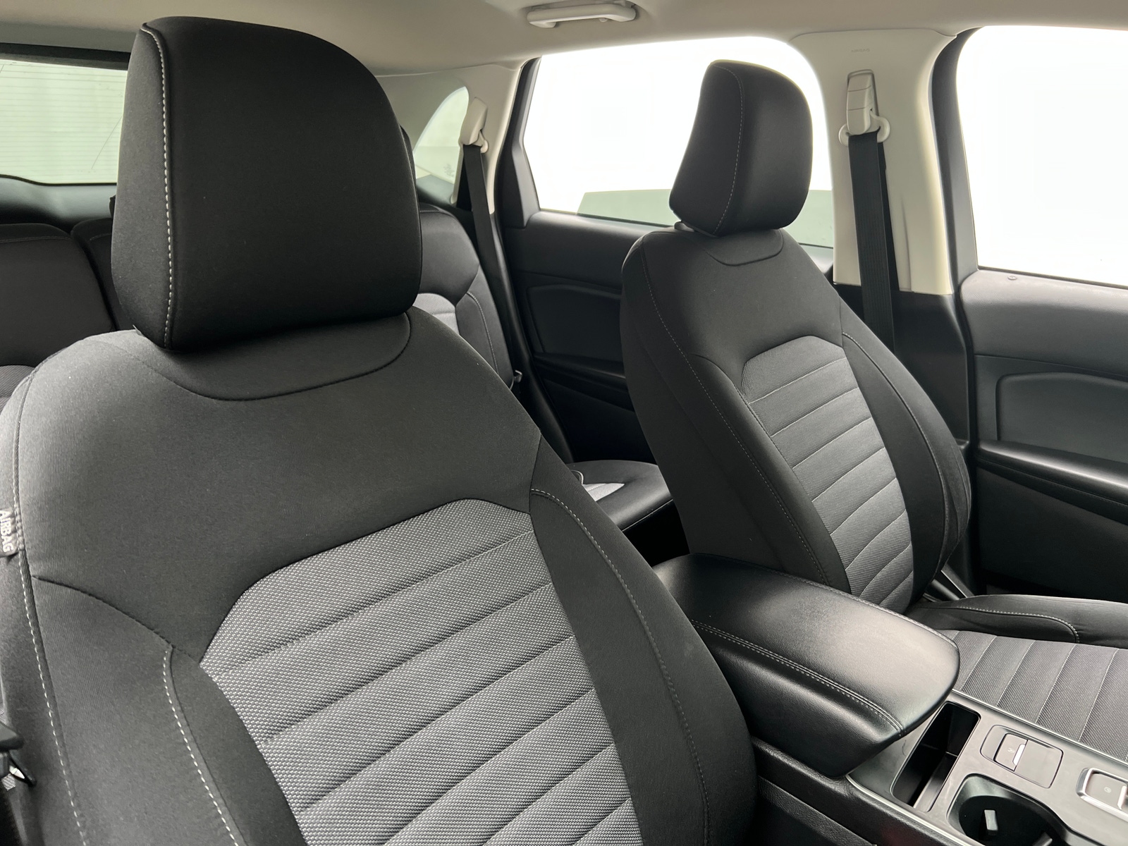 Thumbnail: 2022 Ford Edge - 2