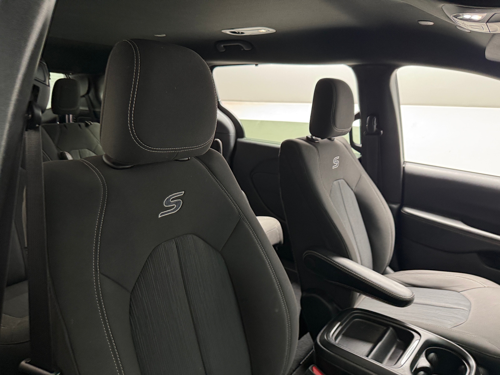 Thumbnail: 2020 Chrysler Pacifica - 2