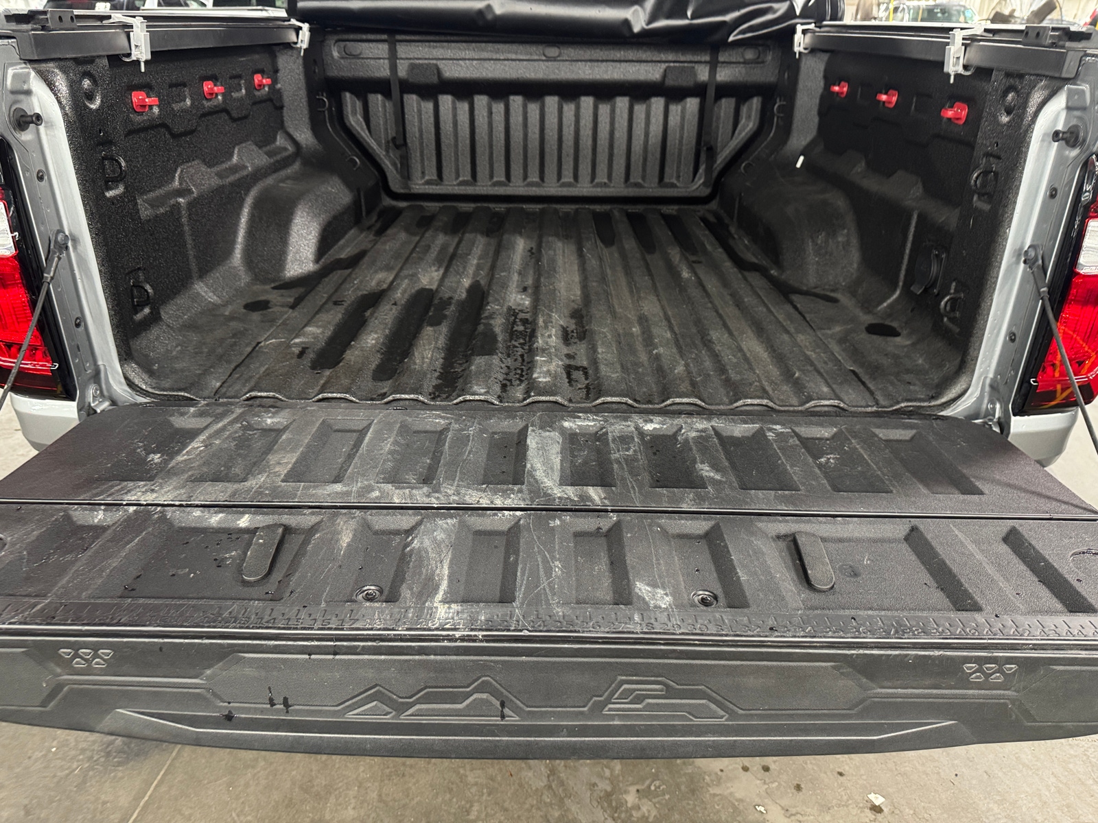 Thumbnail: 2024 GMC Canyon - 6