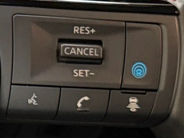 2026 Nissan KICKS SR - Photo 16