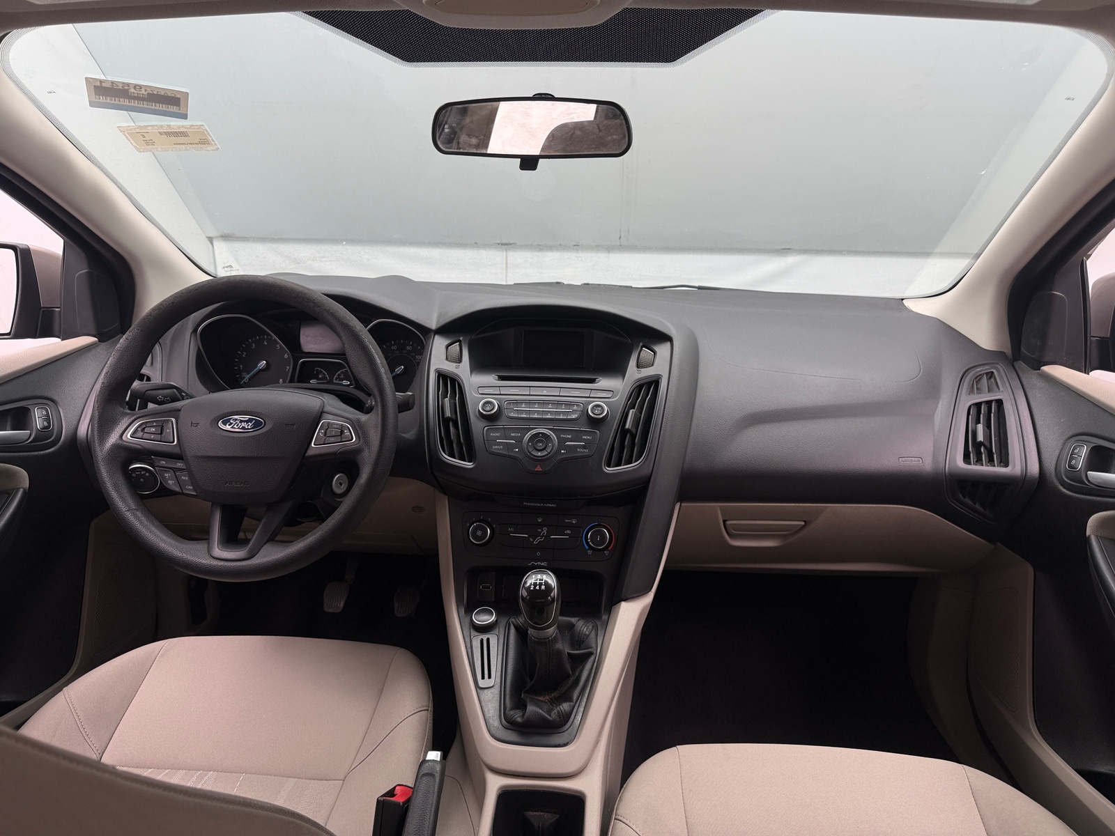 Thumbnail: 2015 Ford Focus - 3