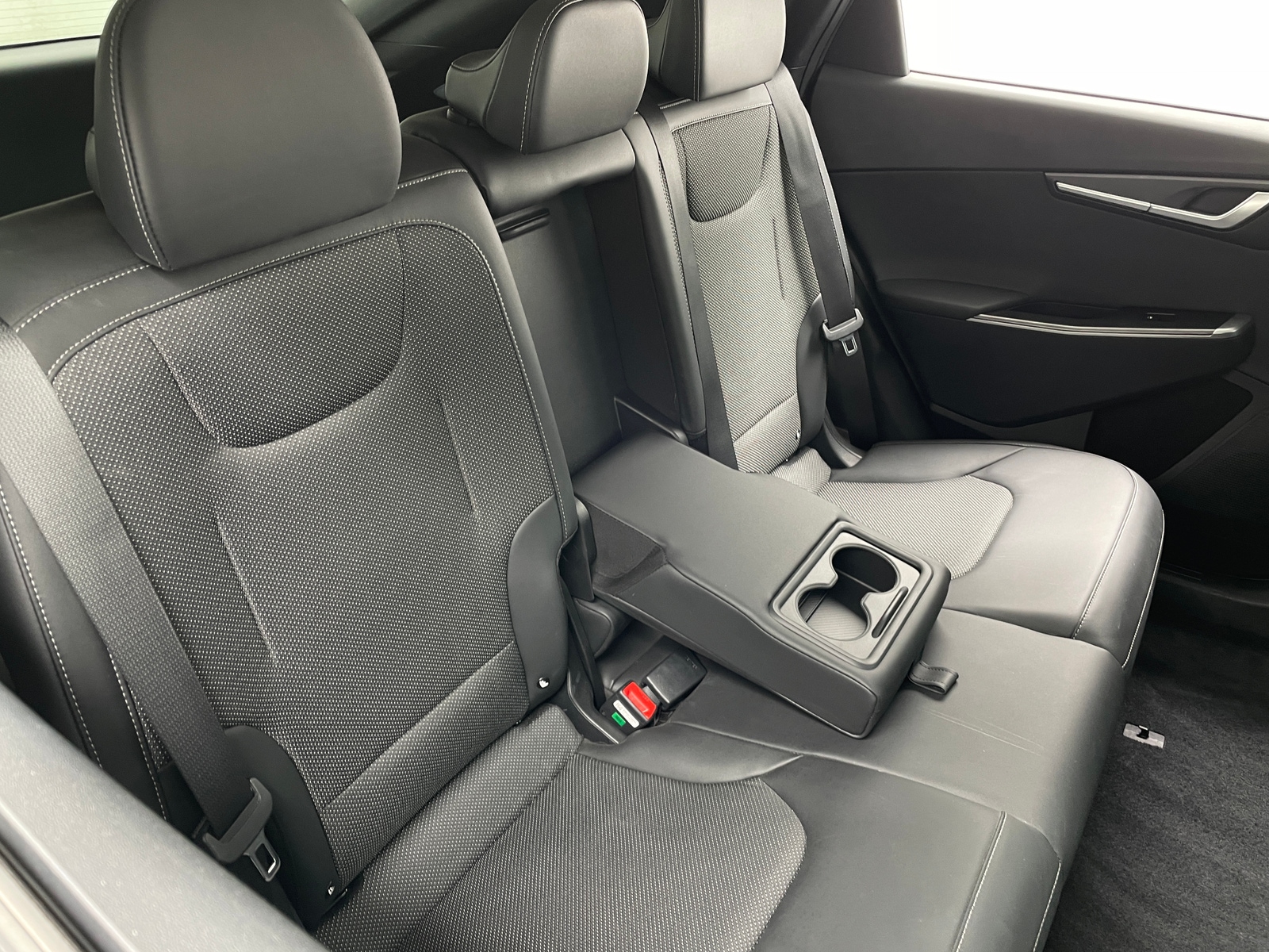Thumbnail: 2024 Kia EV6 - 5