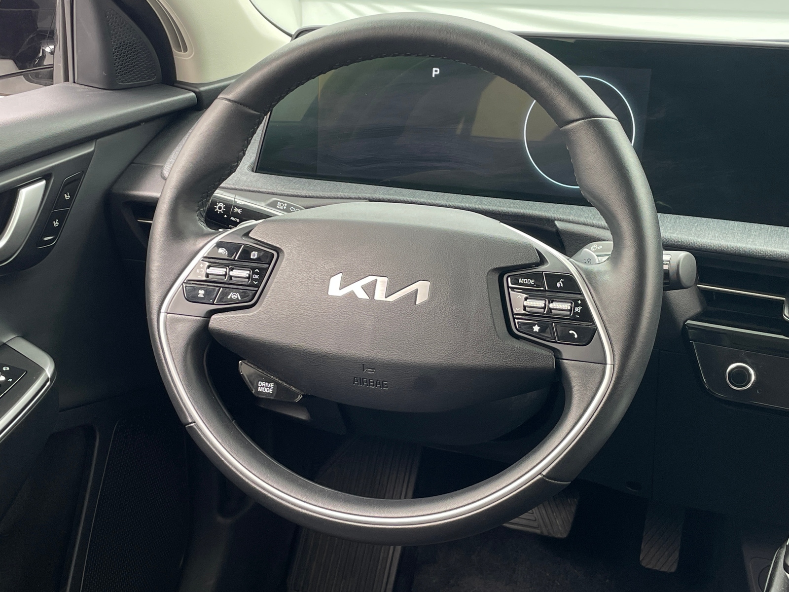 Thumbnail: 2024 Kia EV6 - 4