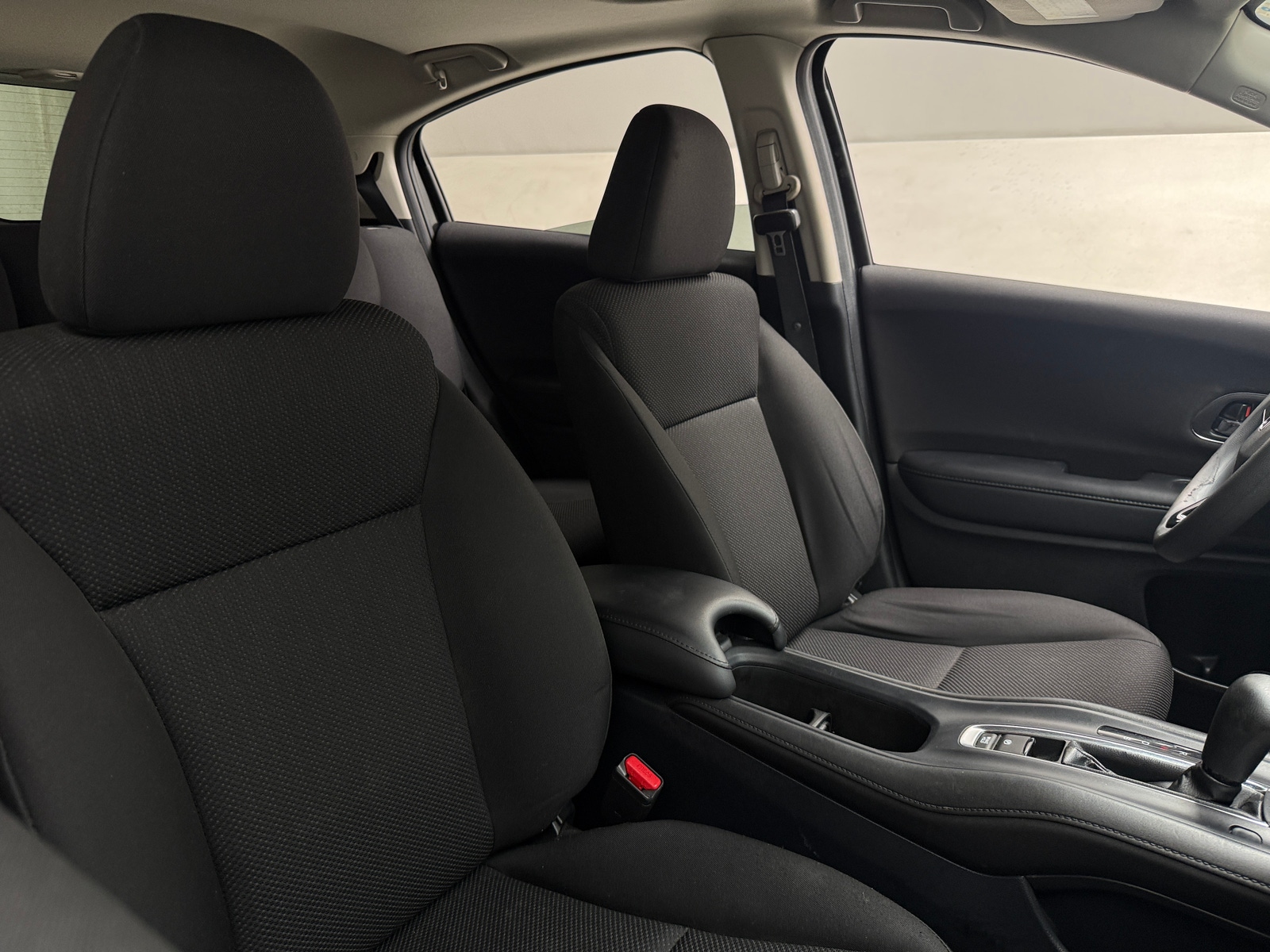 Thumbnail: 2018 Honda HR-V - 2