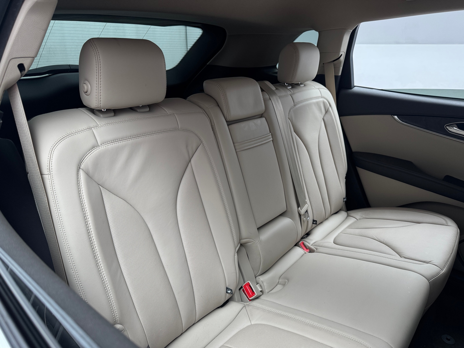 Thumbnail: 2019 Lincoln Nautilus - 5