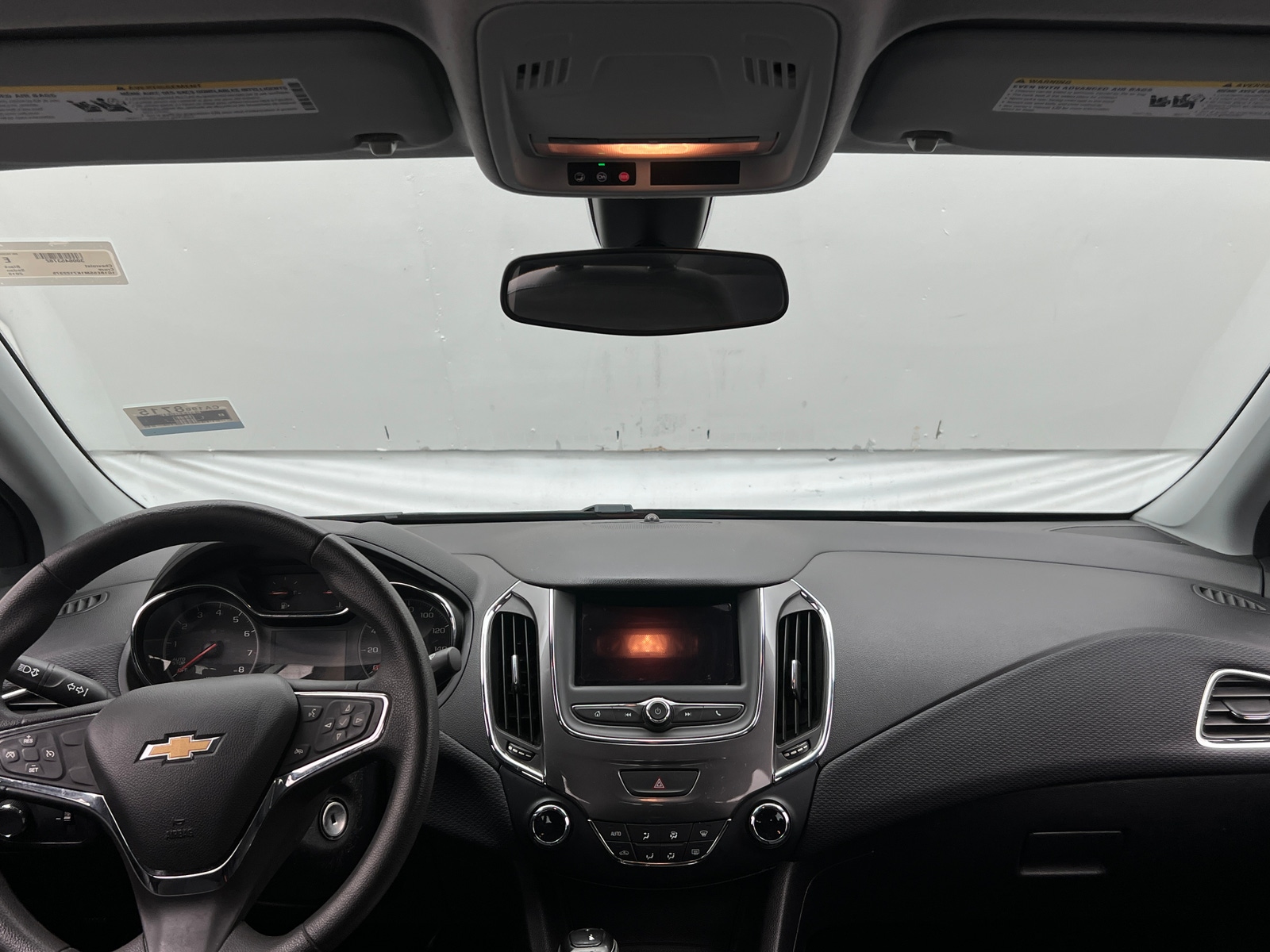 Thumbnail: 2019 Chevrolet Cruze - 3