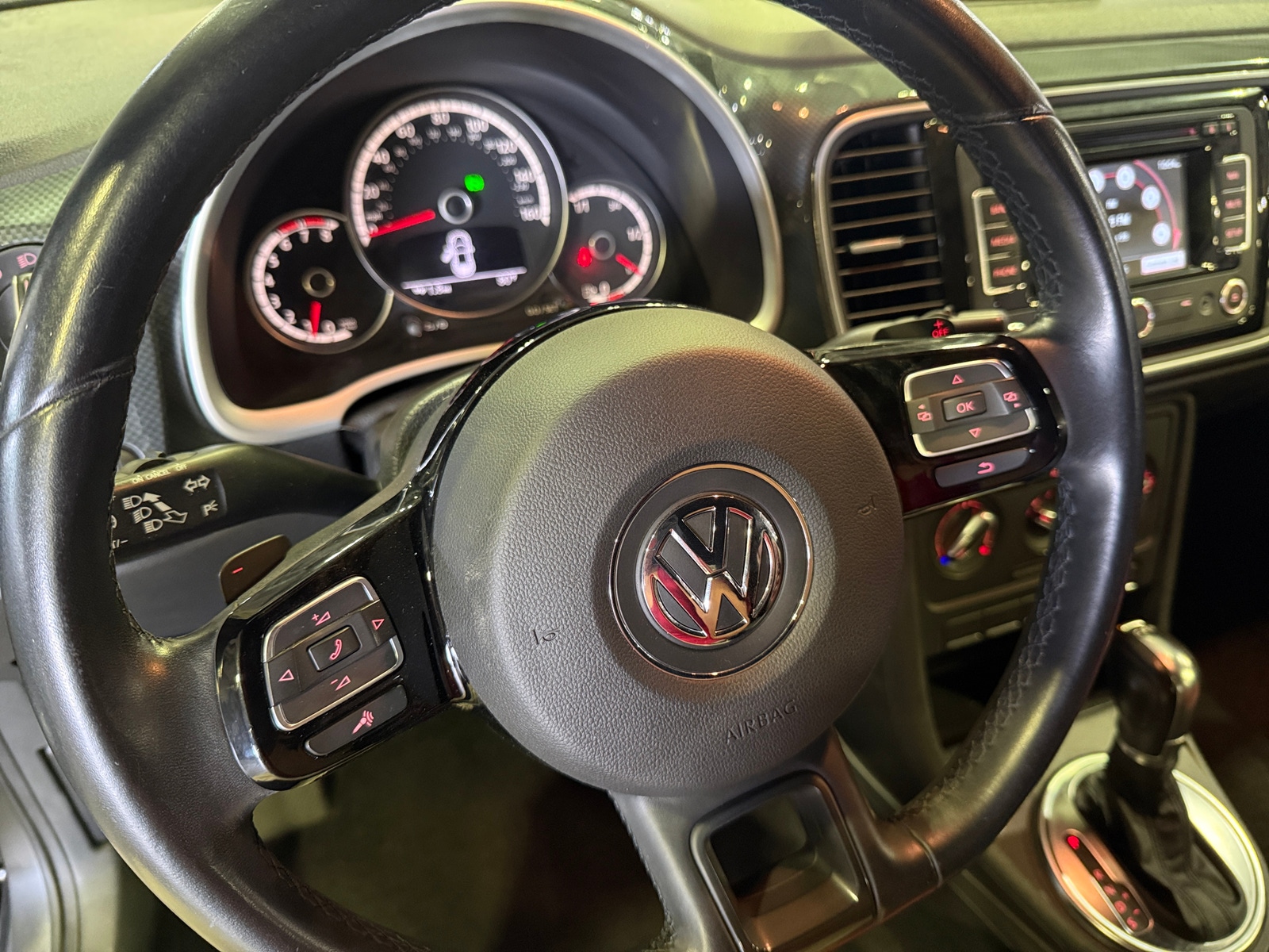 Thumbnail: 2013 Volkswagen Beetle - 4