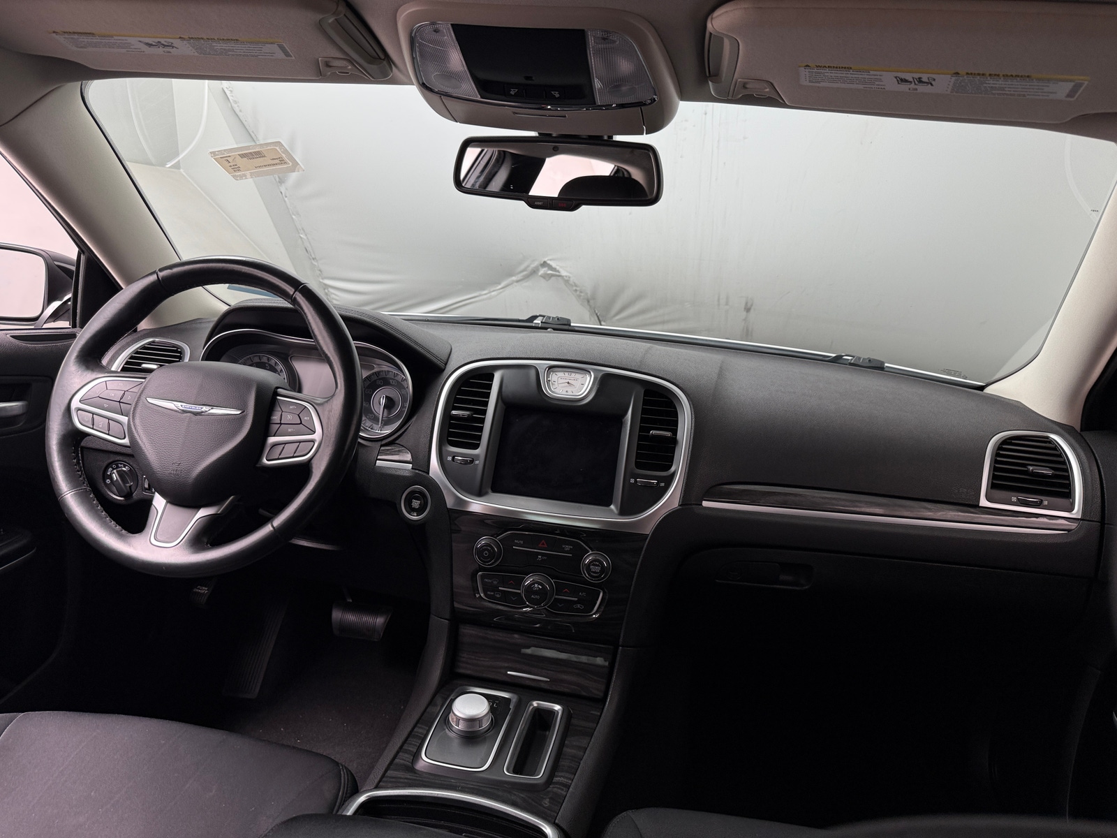Thumbnail: 2019 Chrysler 300 - 3