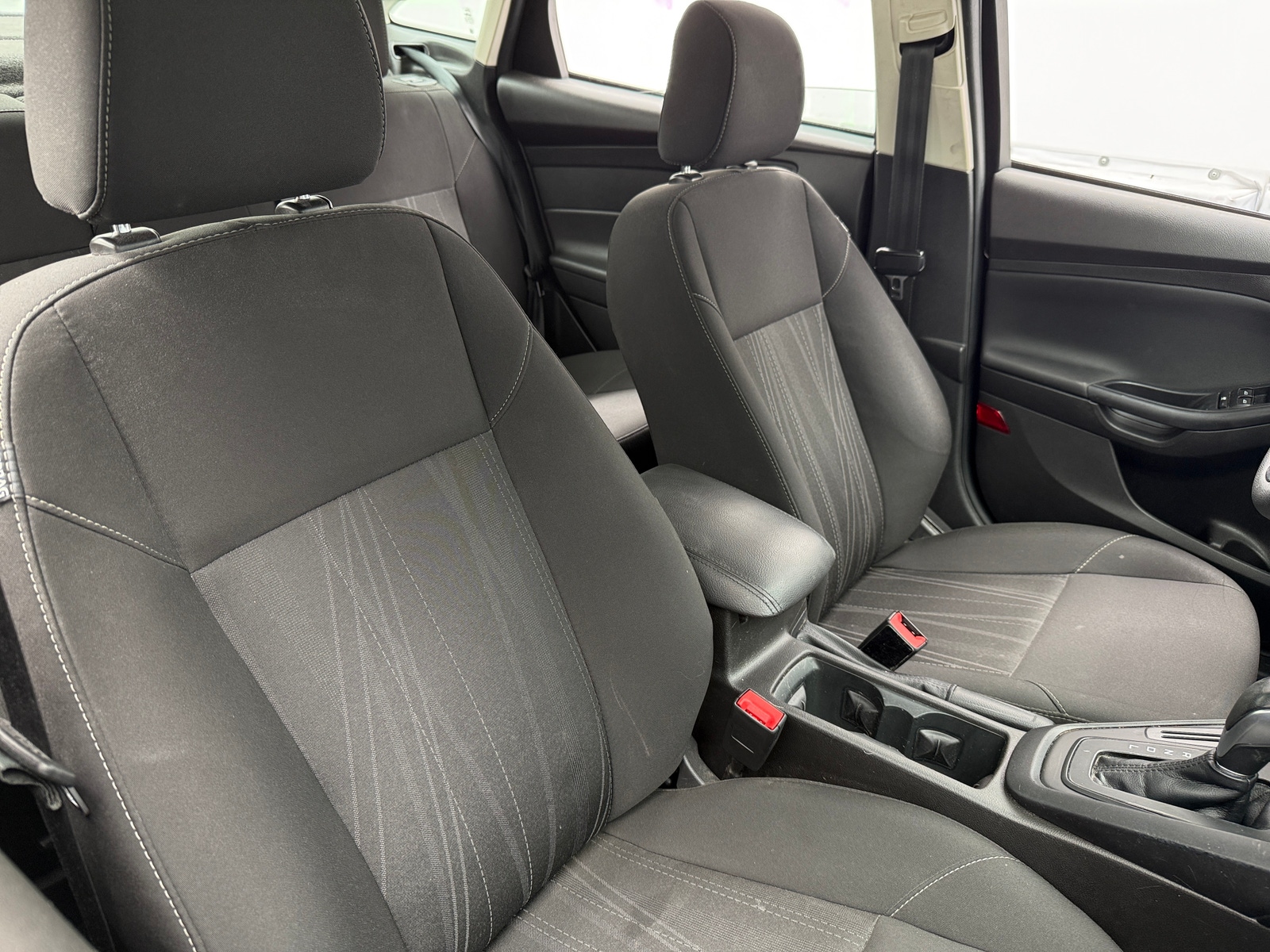 Thumbnail: 2016 Ford Focus - 2