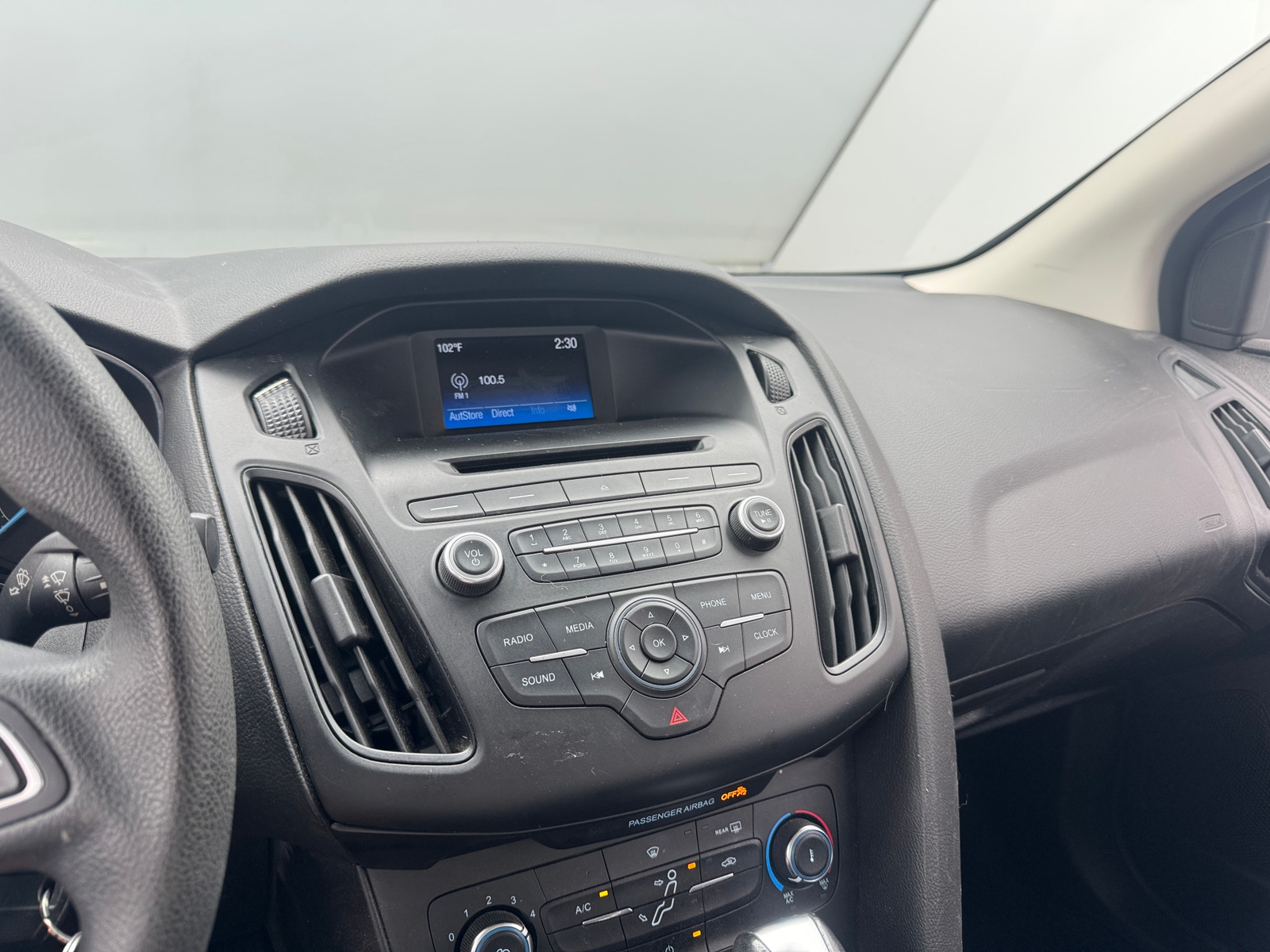 Thumbnail: 2016 Ford Focus - 4