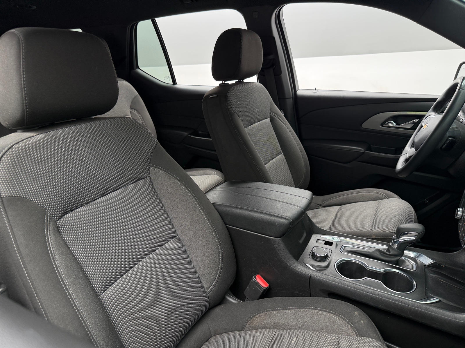 Thumbnail: 2023 Chevrolet Traverse - 2