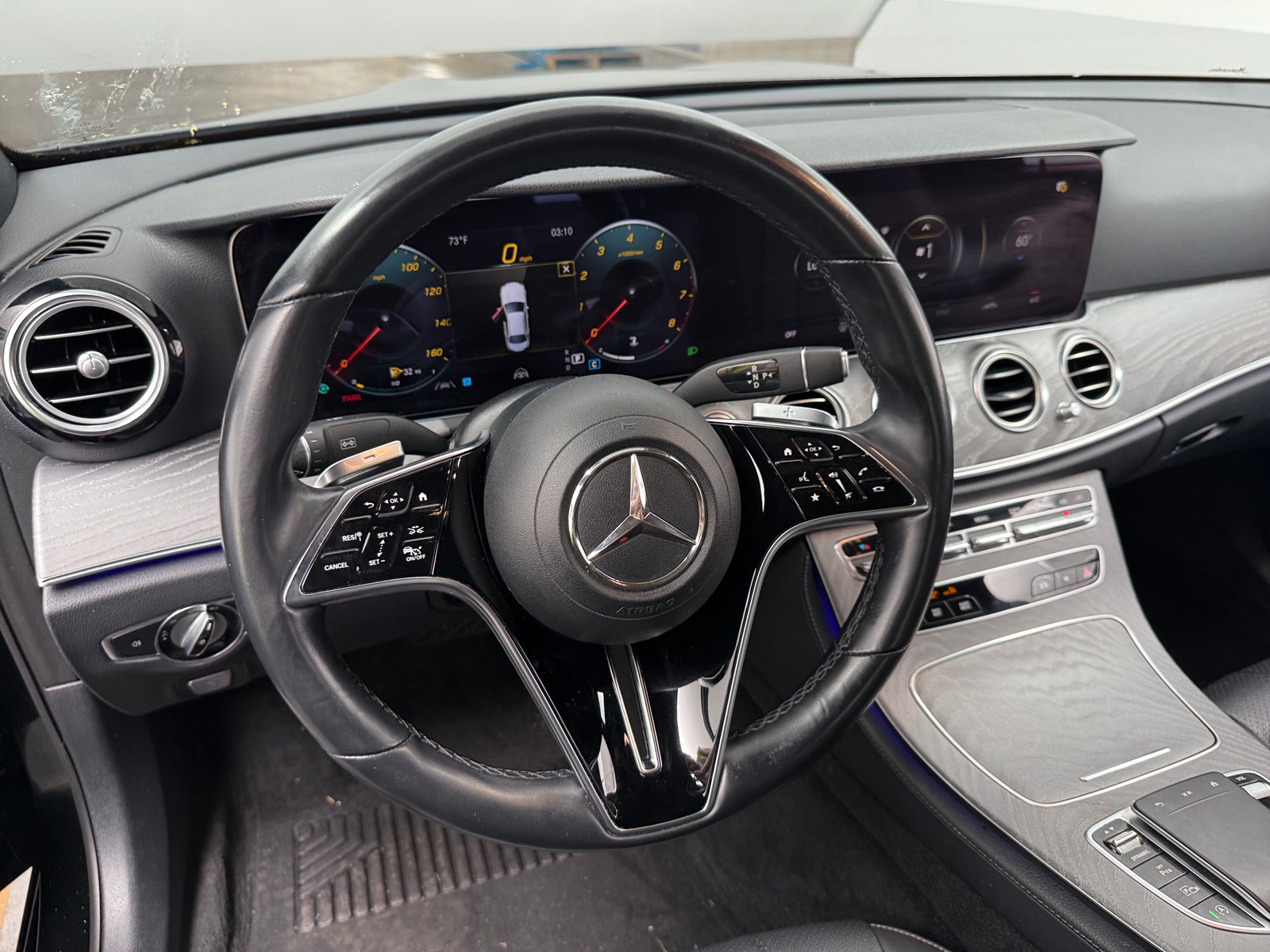Thumbnail: 2021 Mercedes-Benz E-Class - 4