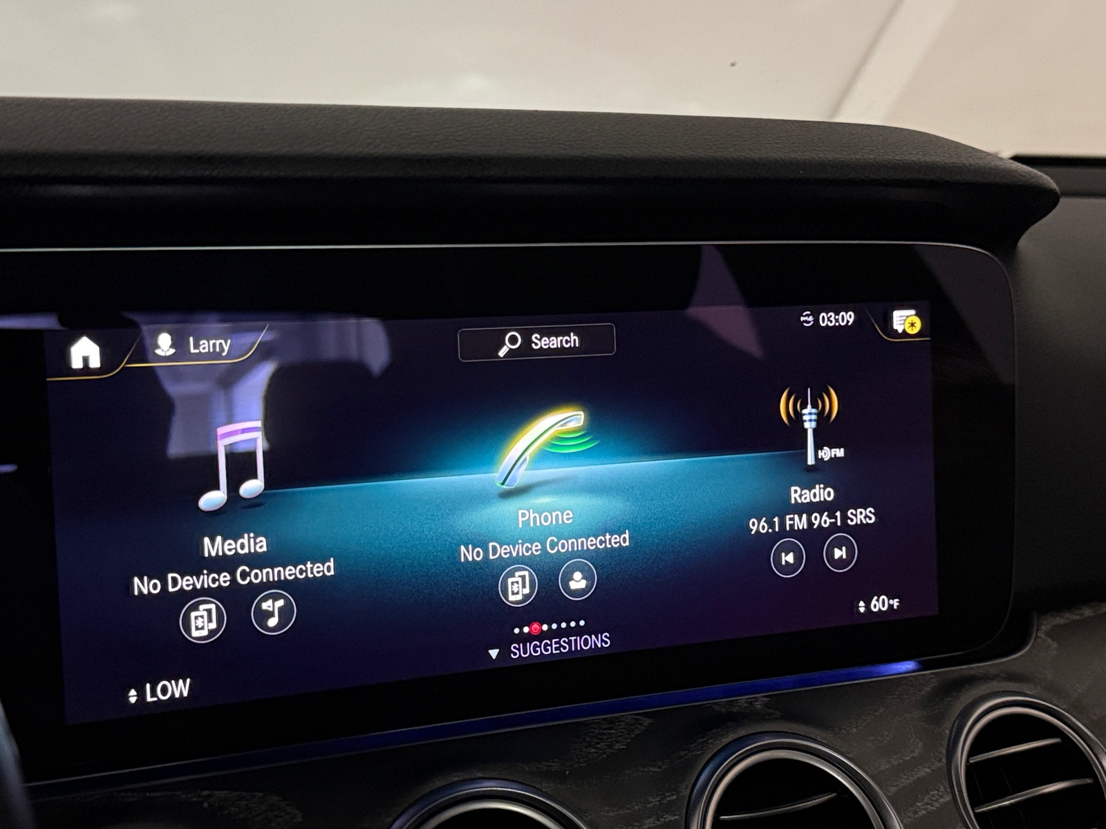 Thumbnail: 2021 Mercedes-Benz E-Class - 3